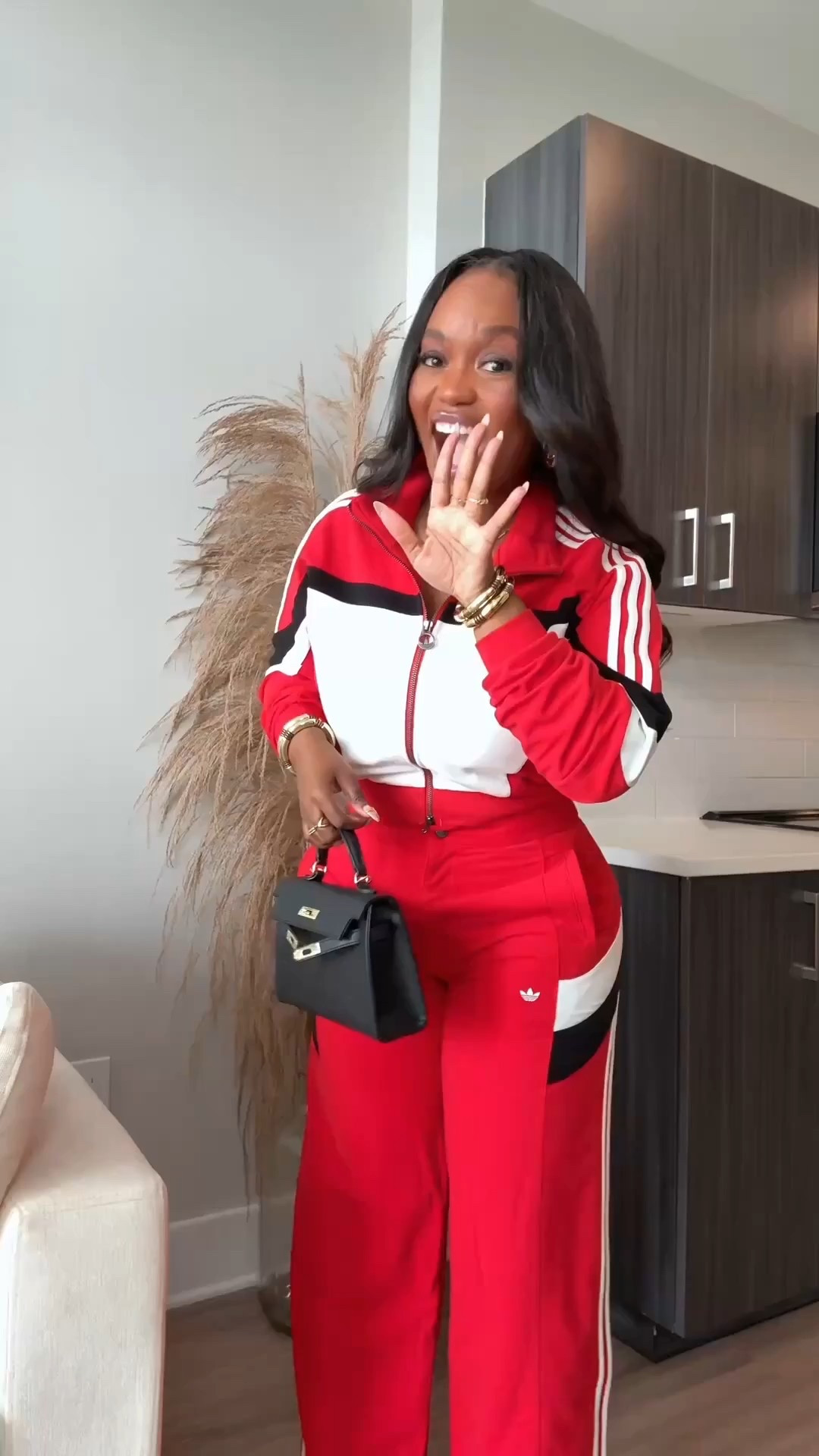 Sporty but make it chic
🖤Loving these new Adidas pieces😍The jacket also comes in a pretty blue color as well 💙

I'm wearing a size
Medium in the top and bottom

#LTKActive #LTKStyleTip
#LTKPetite