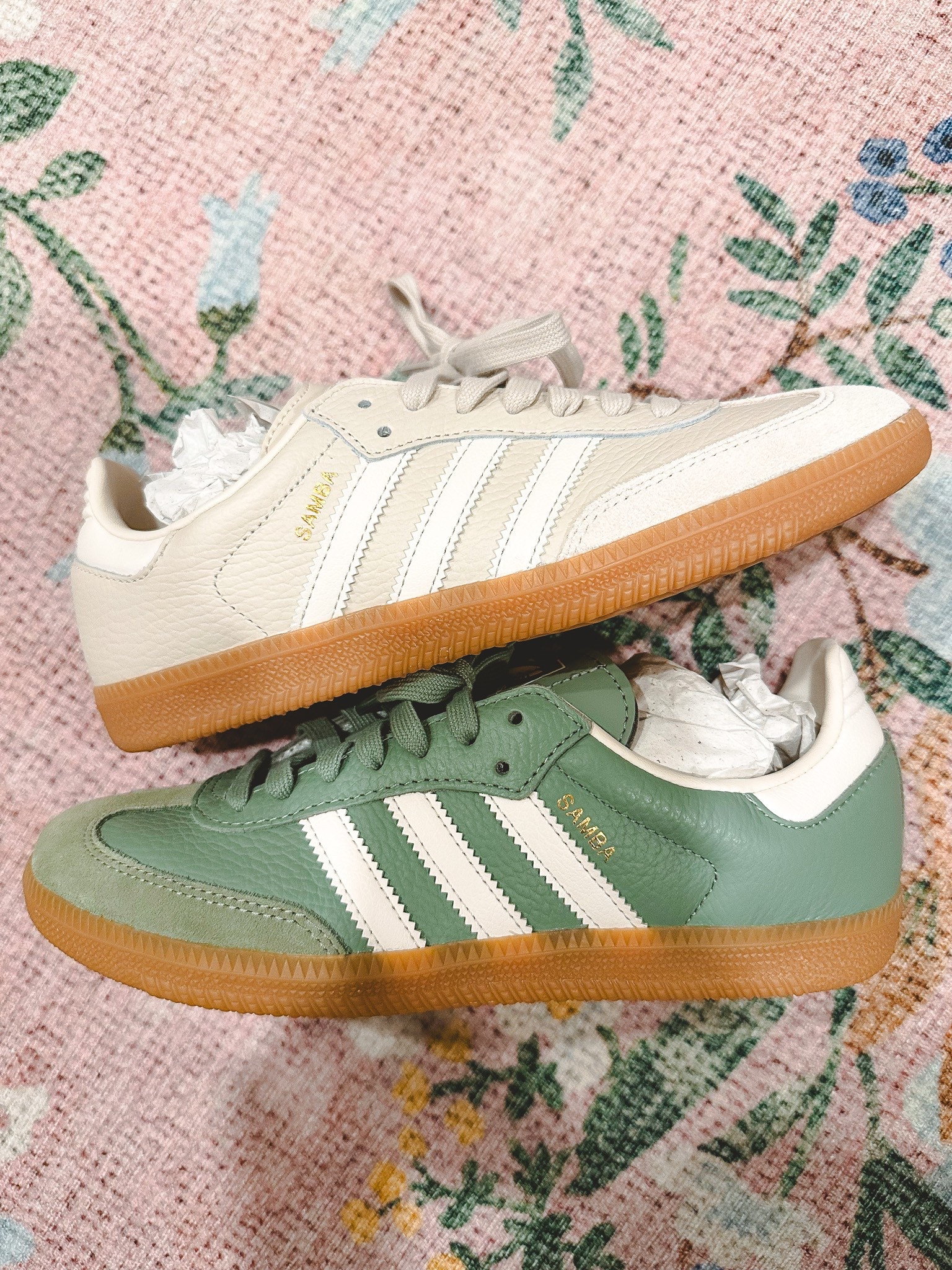 Adidas samba sneakers are perfect for spring! I wear a 7.5 and sized down to a 7 



#LTKFindsUnder100 #LTKSeasonal #LTKShoeCrush