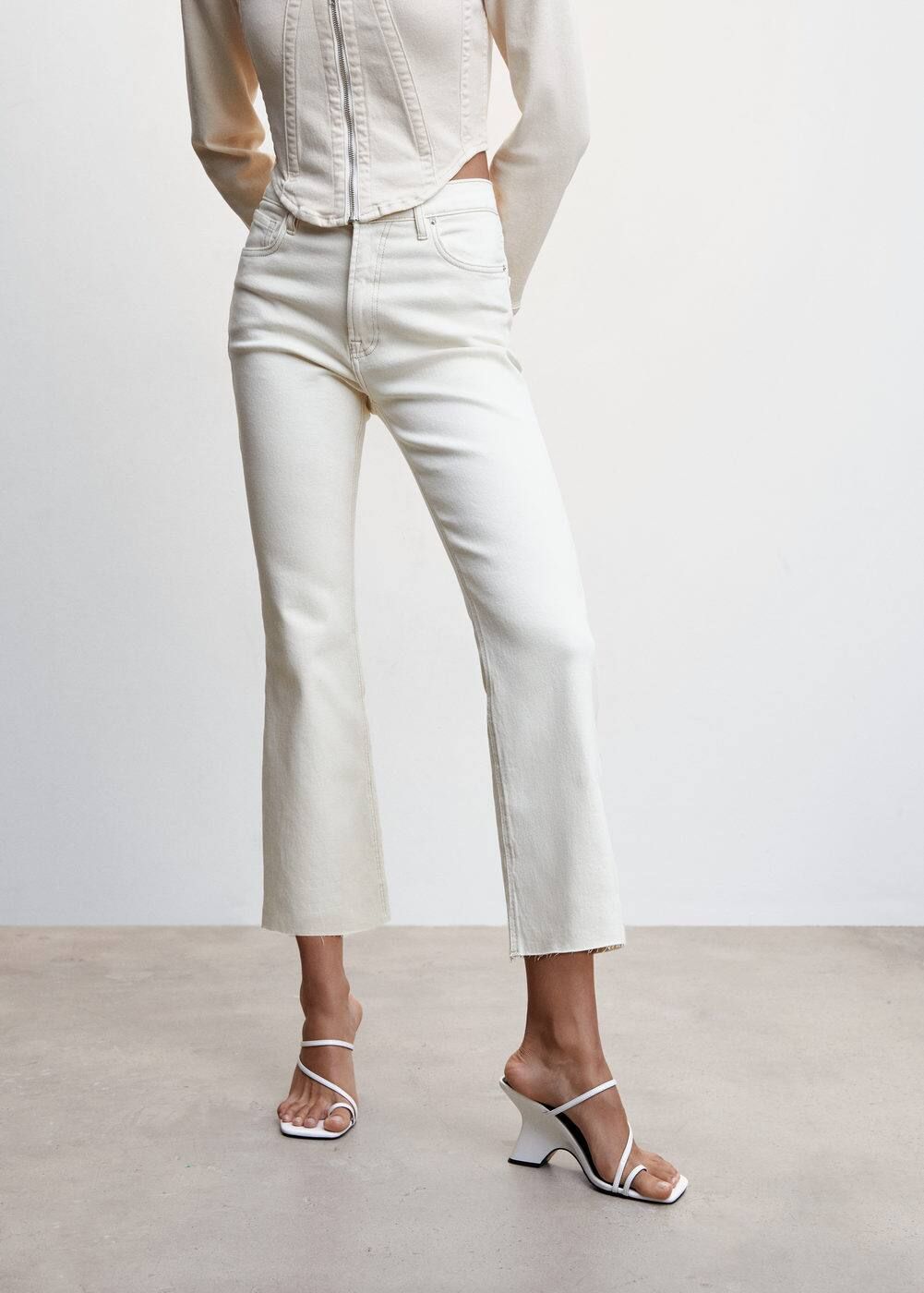 Crop flared jeans | MANGO (US)