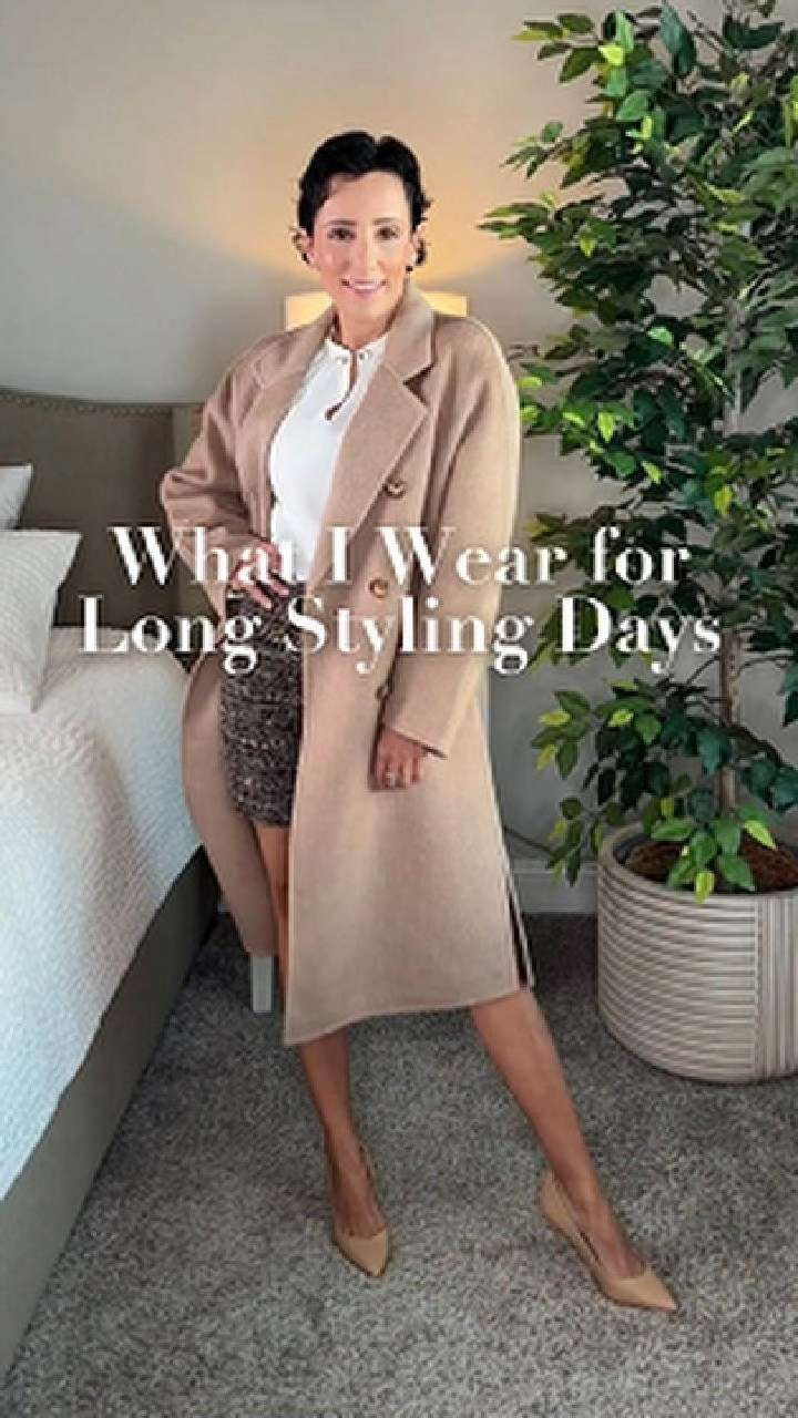 Just got home from a full day in a client’s closet, and this is exactly what I wore — comfortable, layered, and built on good basics. A camel wool jacket is a must in any winter wardrobe, and this one from Petite Studio has already become a true workhorse for me. Easy to throw on, great over chunky layers, and endlessly wearable. 

 