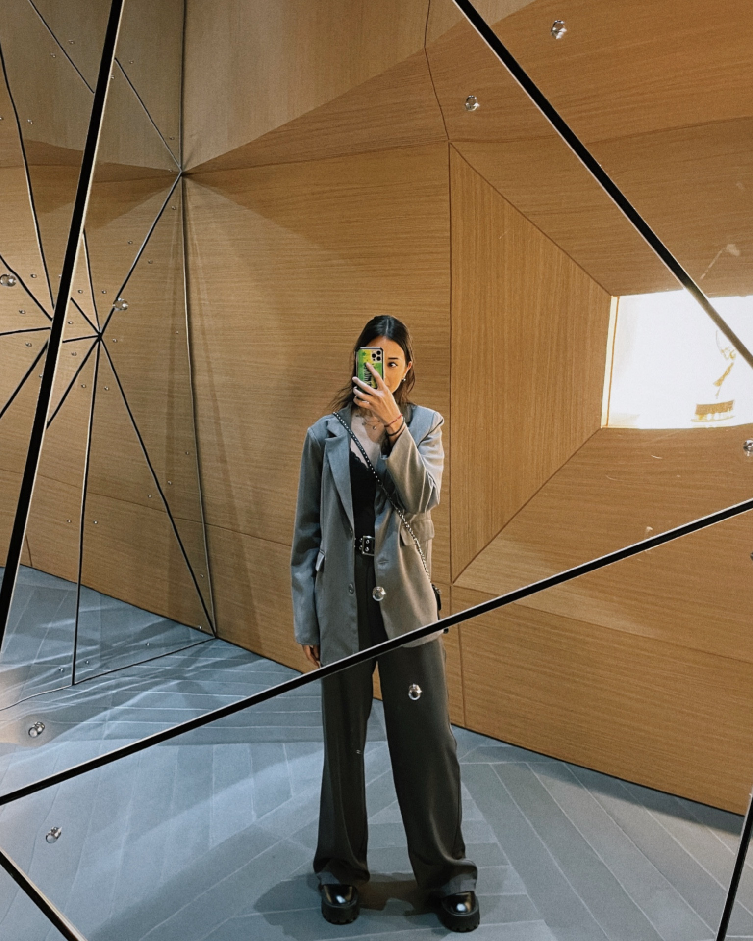 casual style, slacks, trousers, trouser pants, minimalist outfit, 90s style, gray oversized blazer, oversized blazer, chunky loafers, black chunky loafers

#LTKstyletip #LTKparties #LTKworkwear