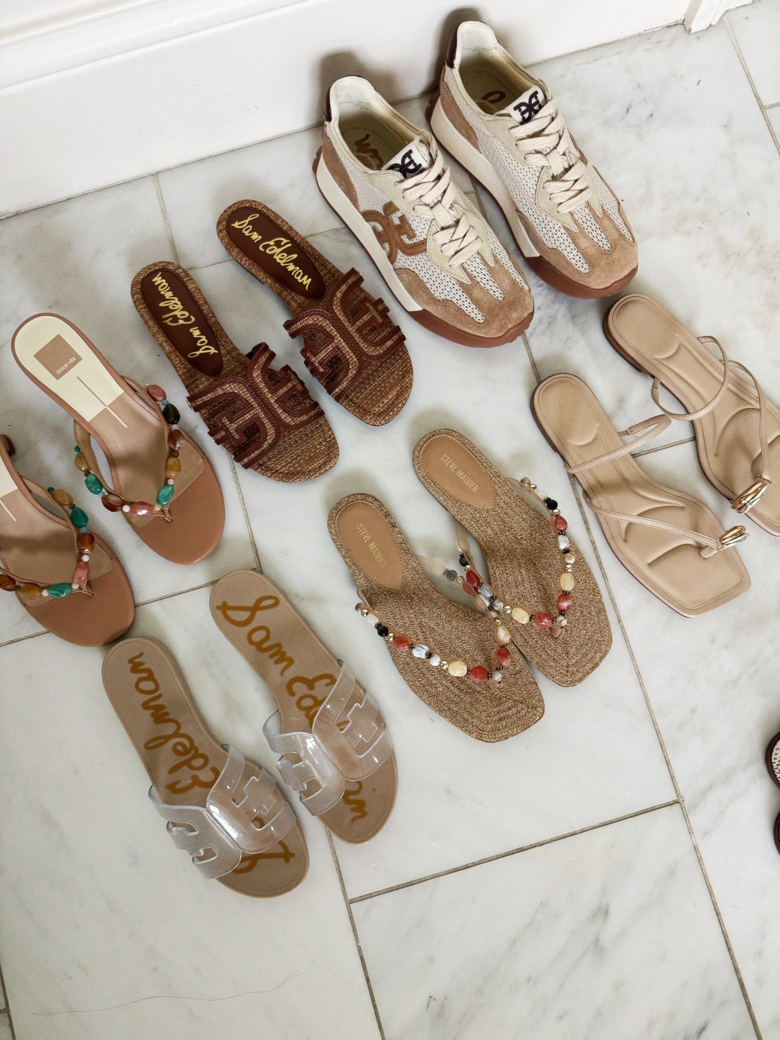 Neutral summer shoes 