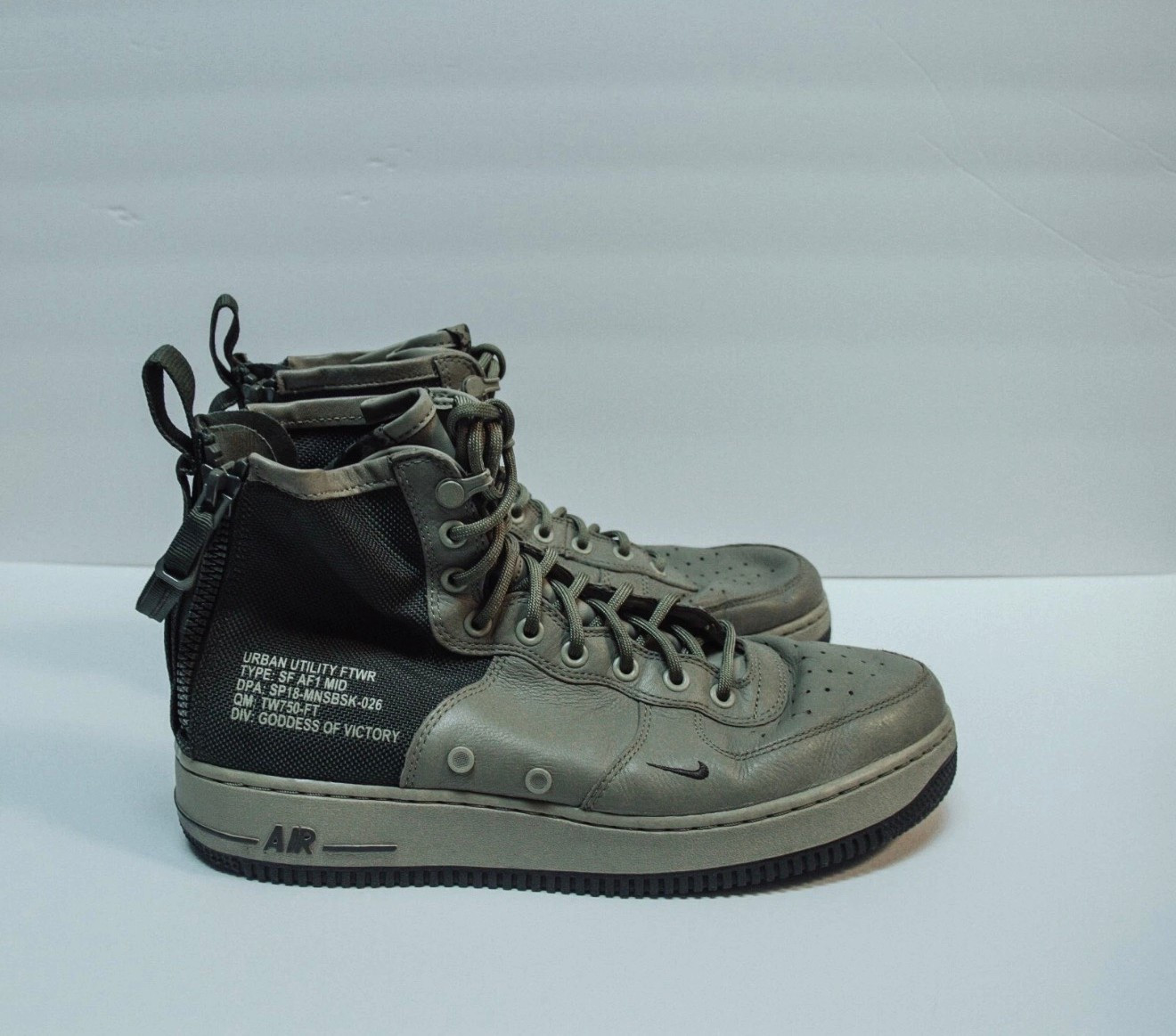 Stronger than the elements 💚

#LTKActive #LTKMens