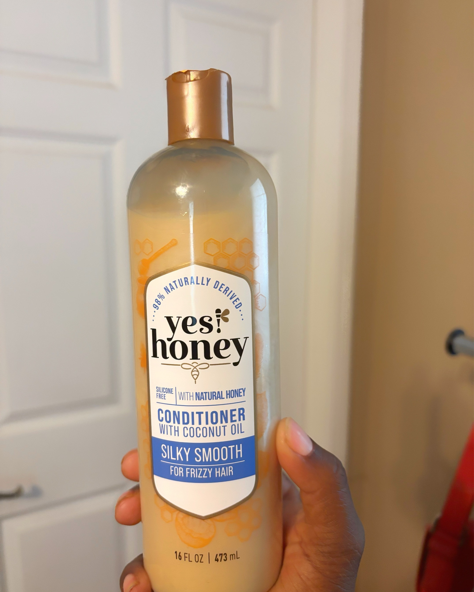 Yes honey conditioner and shampoo 

#LTKBeauty #LTKPlusSize #LTKOver40