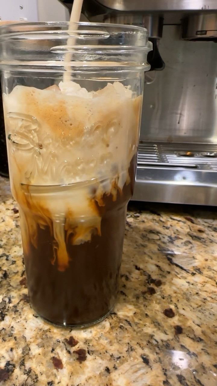 Amazon glass iced coffee cups with life, glass straw with bamboo lids 

#LTKFamily #LTKHome #LTKMens