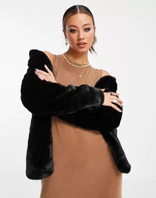 Vero Moda faux fur coat in black | ASOS (Global)