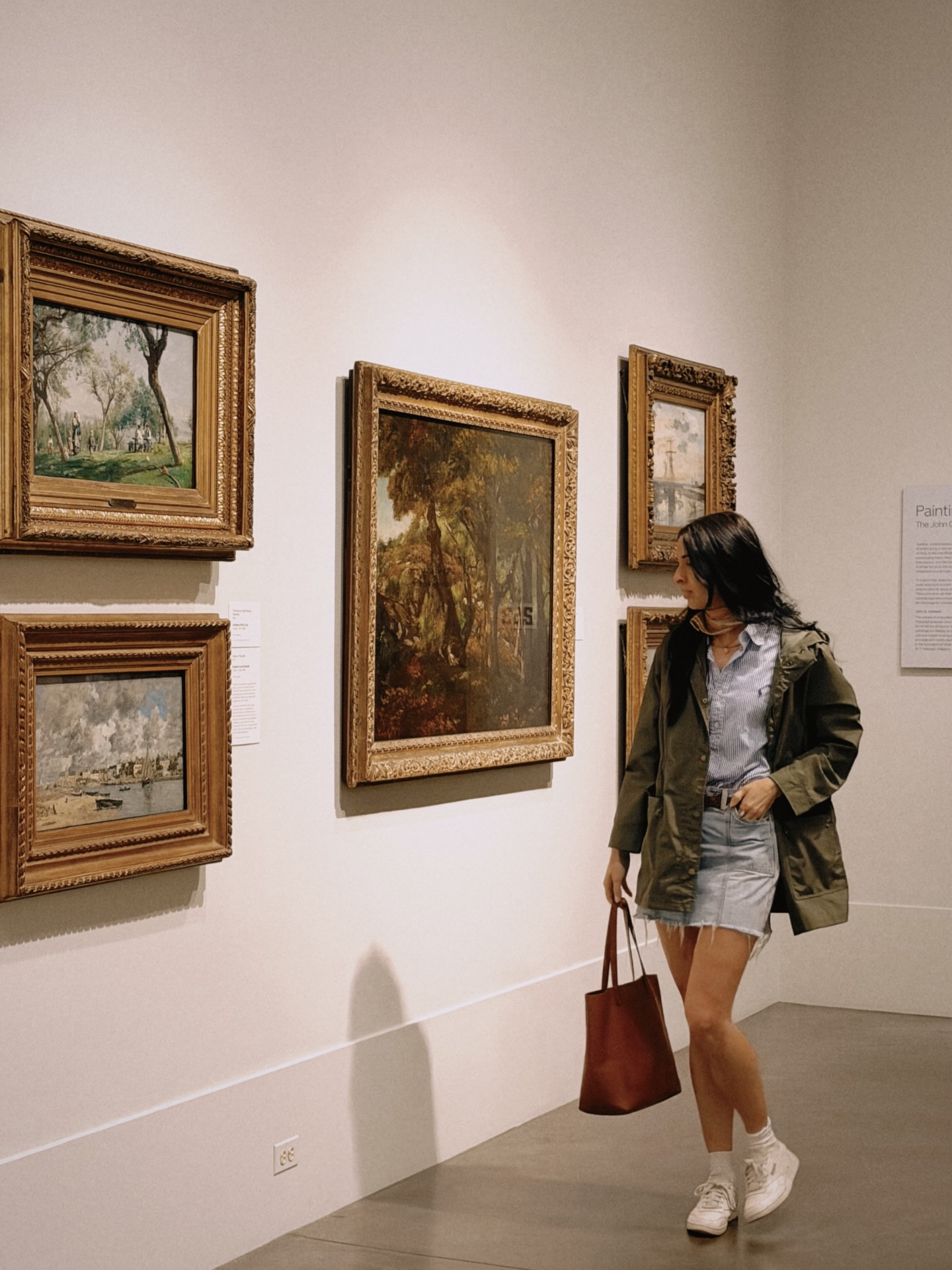 morning at the museum 🖼️ a lil thrifted spring fit to remind myself that it was warm in philly for three glorious days 

First photo by @petalandglass 

#womensweardaily #thiftedstyle #thriftedoutfit