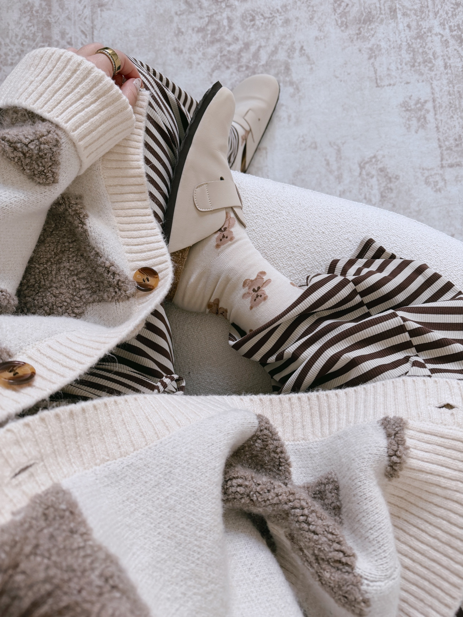 These bear socks may be my new OBSESSION.. Ralph Lauren vibes for way less.. 

 #LTKootd #LTKMidsize #LTKFindsUnder50