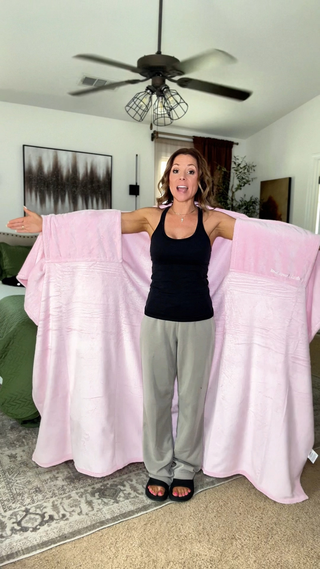 If you’re always cold at home like me, this wearable blanket with sleeves (Super Blanky) has been such a simple upgrade. It actually stays on your shoulders so you’re not constantly fixing it, and you can still move around, work, scroll, or relax comfortably.

It’s soft, cozy, and perfect for work from home days, relaxing at night, or just staying warm without turning the heat up.

• #cozyhome
• #wearableblanket
• #workfromhomeessentials
• #staycozy
• #giftideas