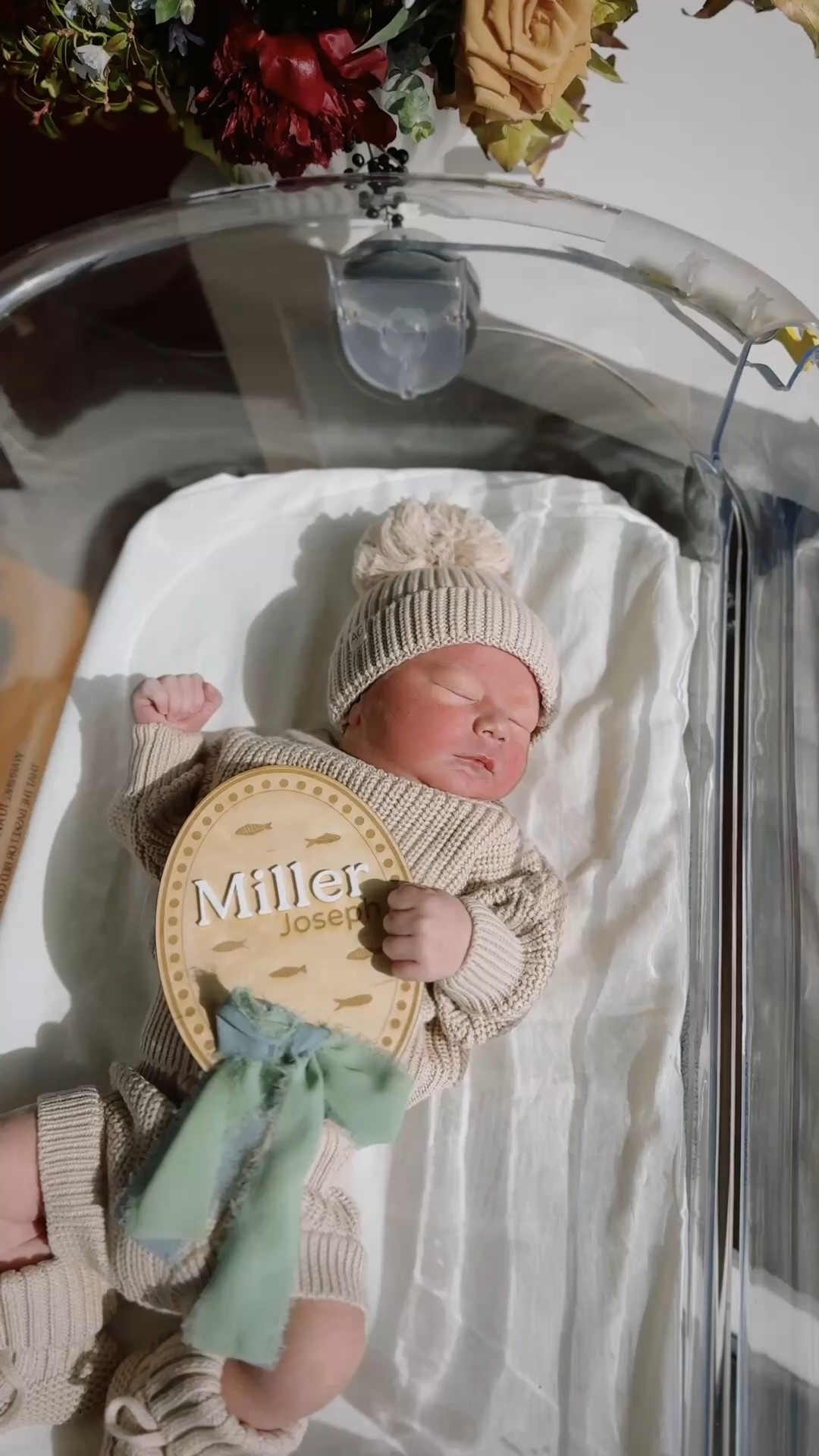 Hospital baby announcement must haves 🥰✨

#LTKBump #LTKBaby #LTKmomlife