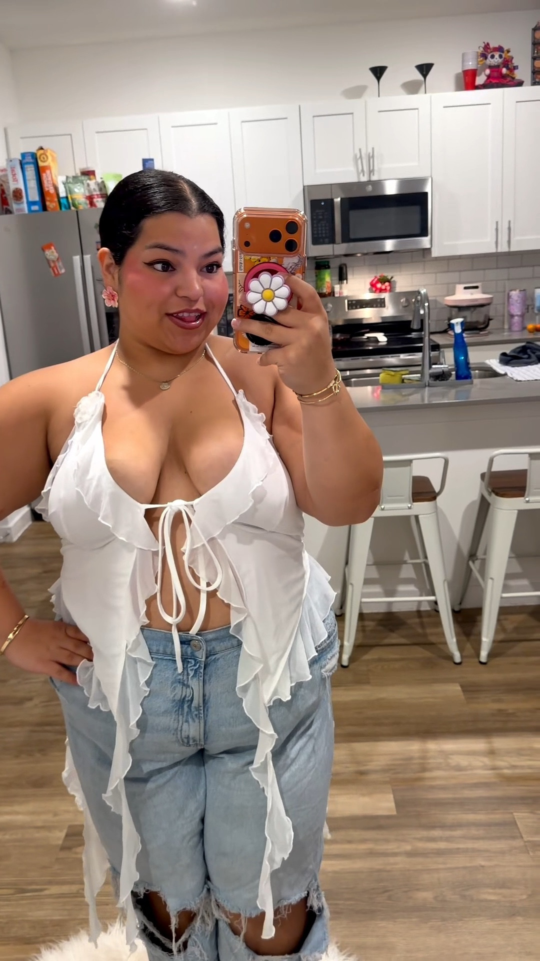 What hold the girls for me 🤏🏼

#LTKPlusSize #LTKdayinmylife #LTKSaleAlert