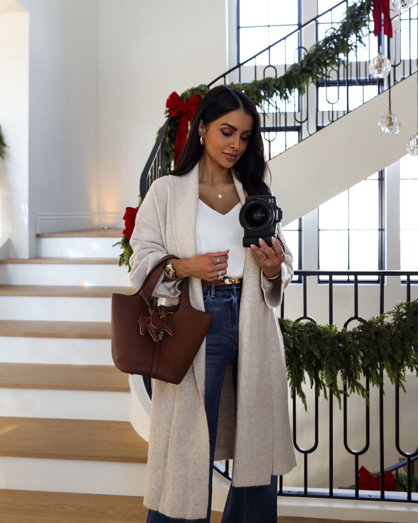 Winter outfit ideas / winter workwear
Amazon cardigan on sale
Amazon Hermes inspired tote on sale
Amazon Hermes inspired belt
Mother black denim
Amazon satin cami

#LTKOver40 #LTKSaleAlert #LTKWorkwear