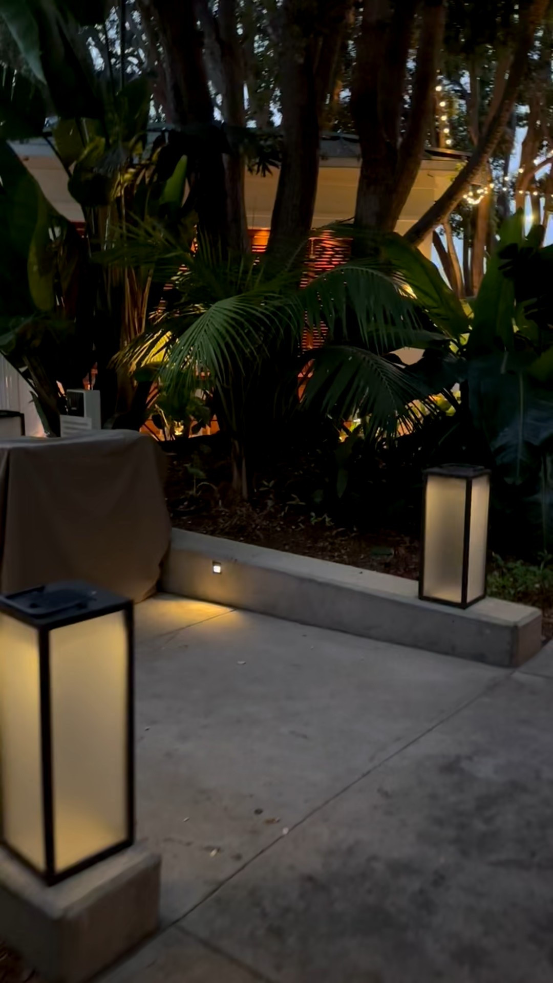 Outdoor lanterns set the mood — casting a warm, flickering glow that makes every evening feel like a holiday escape. ✨

#OutdoorLantern #HolidayGlow #OutdoorLiving #CozyNights #LanternLight #AlFrescoVibes #SeasonalStyle #OutdoorDecor #HomeInspiration #EveningAmbience

#LTKHoliday #LTKvlog #LTKHome