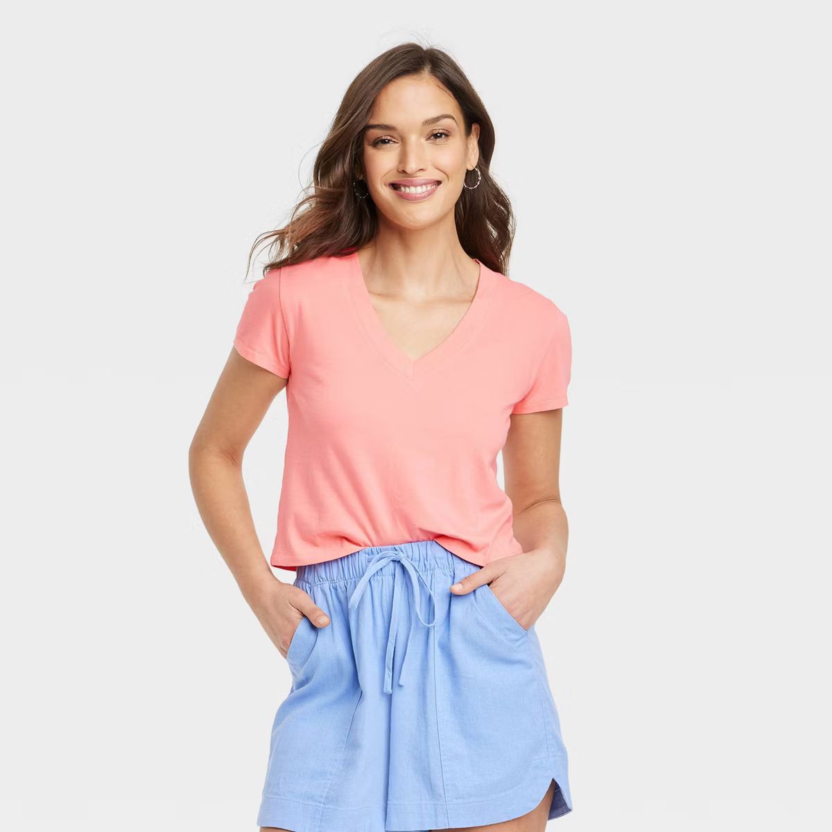 Women's Shrunken Short Sleeve V-Neck T-Shirt - Universal Thread™ | Target