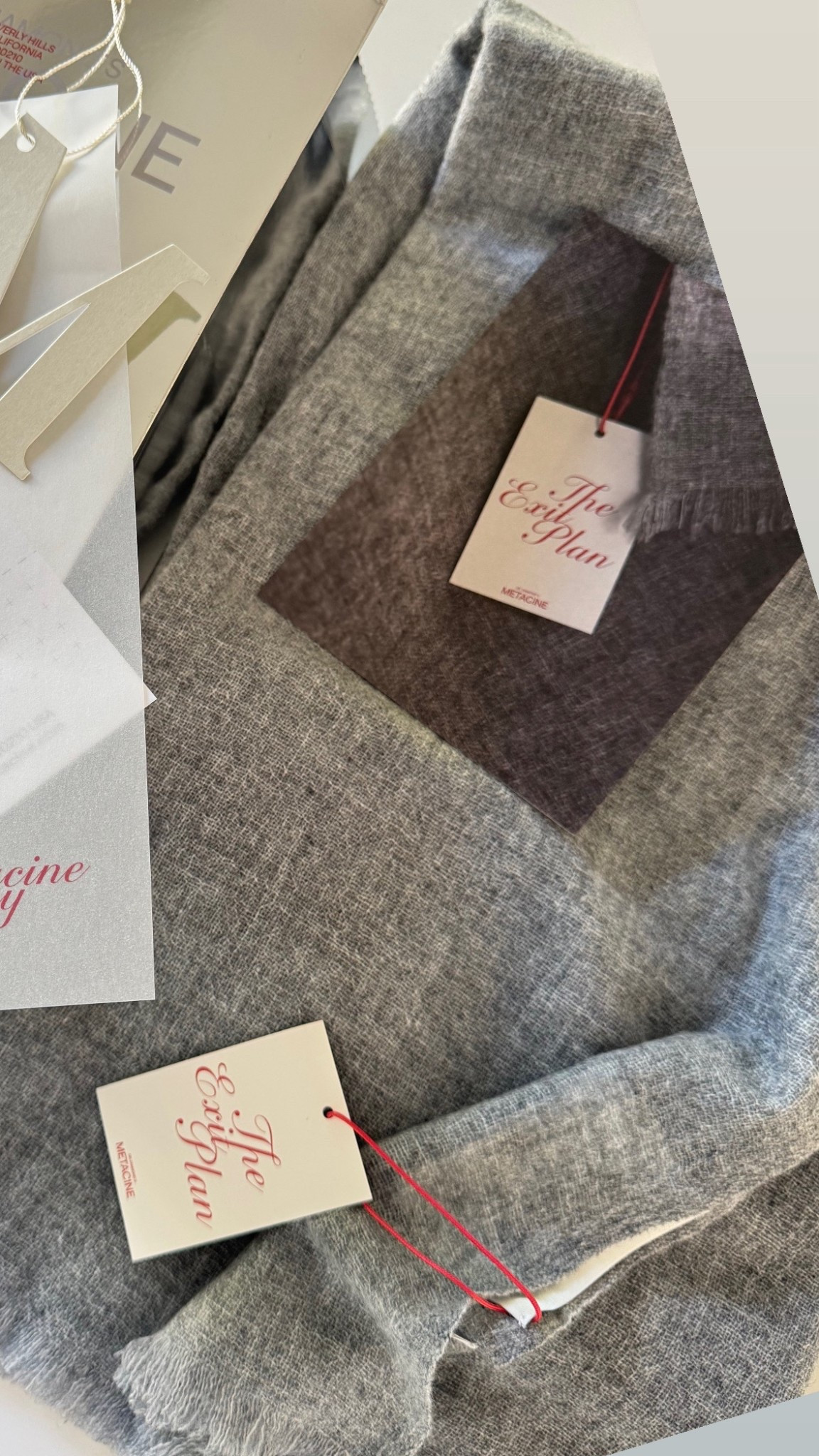 Luxe gift idea!💎 This ultra fine thin yet warm, cashmere scarf is the perfect  versatile present for the woman who has everything. 

#LTKGiftGuide #LTKHoliday #LTKdayinmylife