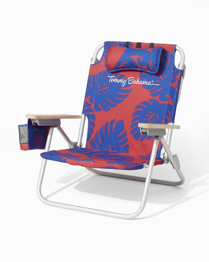 Monstera Quilt Deluxe Backpack Beach Chair | Tommy Bahama