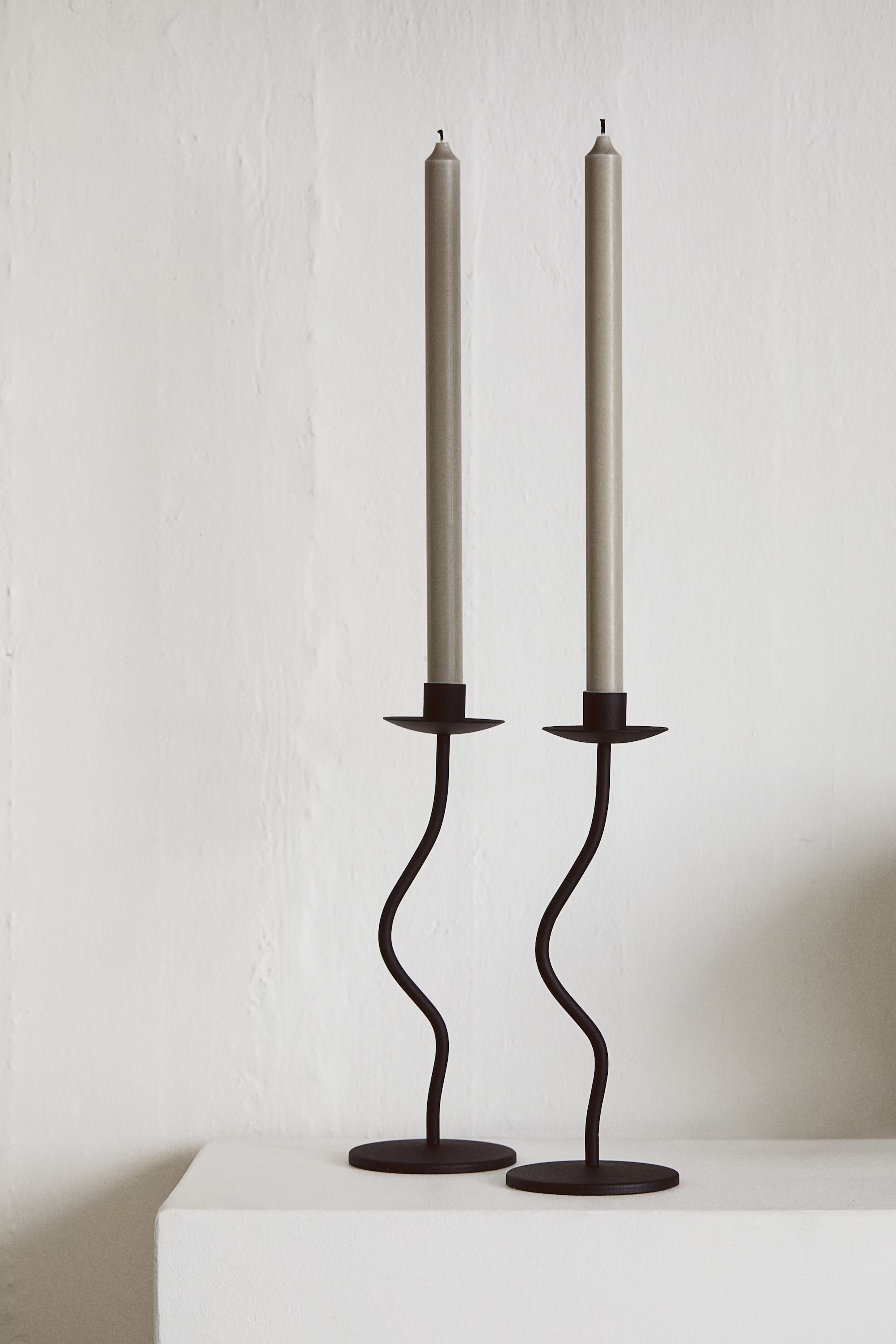 Metal candlestick - Black - Home All | H&M GB | H&M (UK, MY, IN, SG, PH, TW, HK)