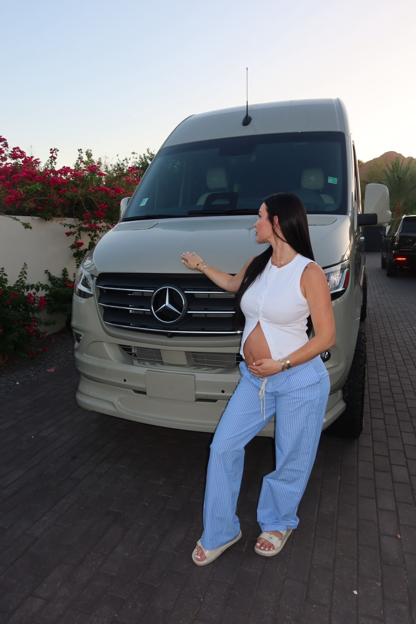 Cutest bump friendly fit 🤍





#LTKStyleTip #LTKItBag #LTKBump