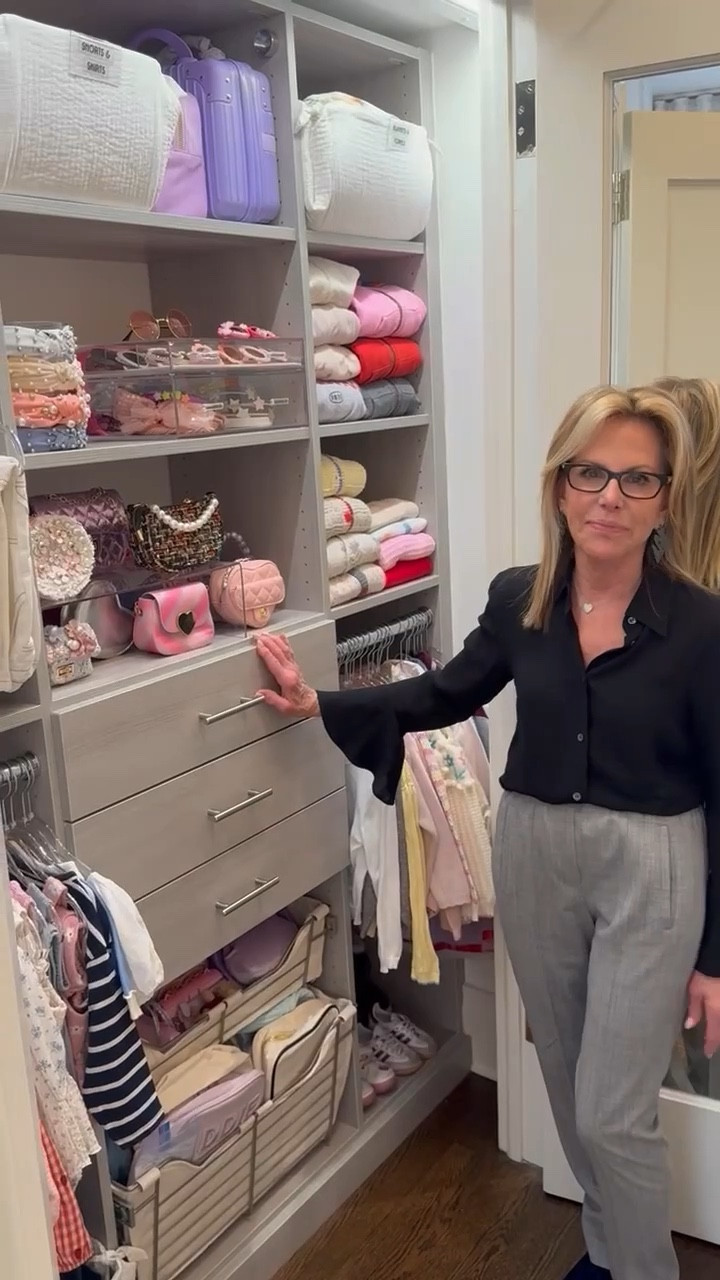 Kids closet organization to perfection 💫

#LTKKids #LTKHome