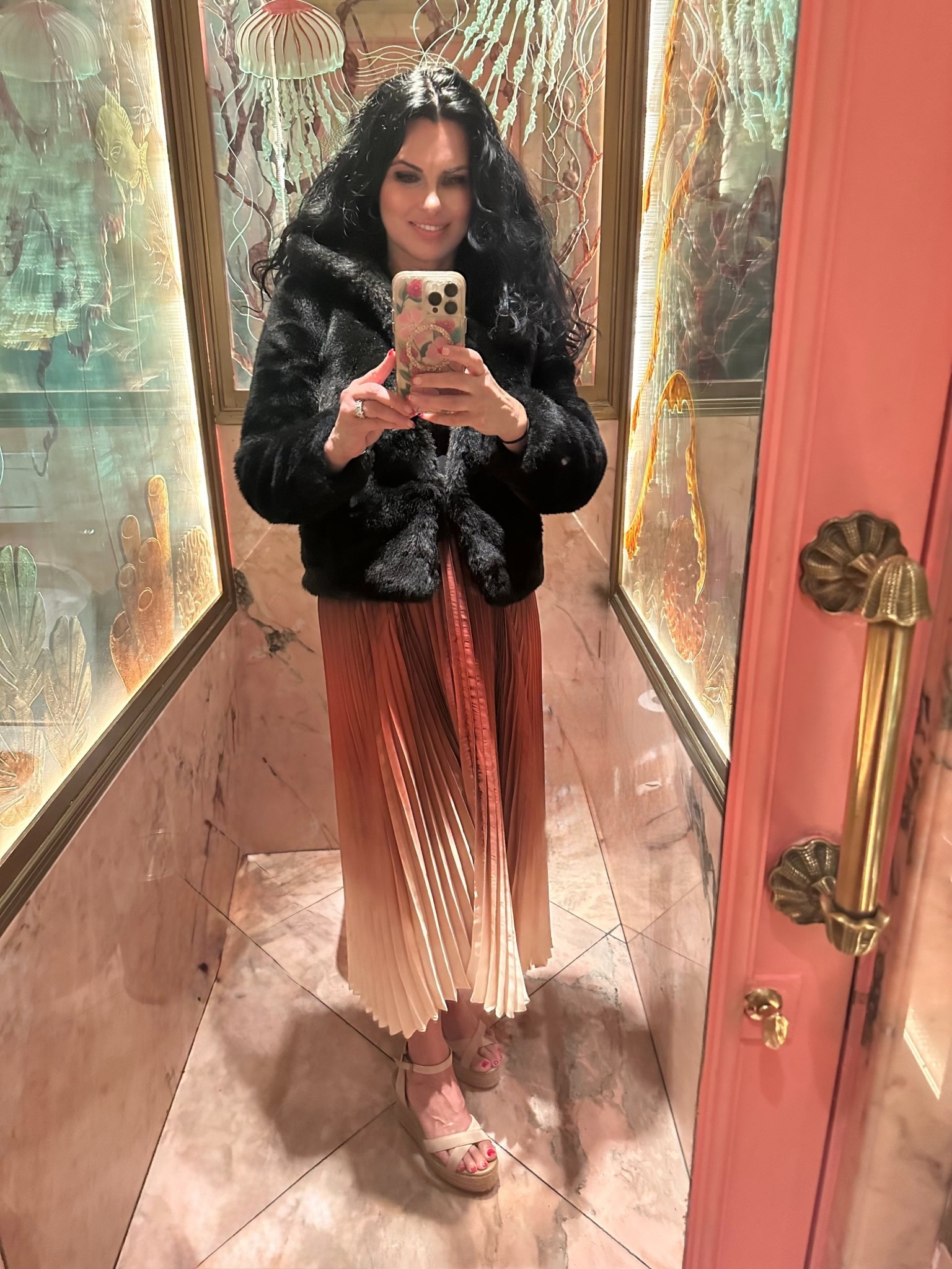 
❤️ Date night outfit!
I love this pink dress, faux fur jacket and heels for a fun date night outfit! 

#nudeheels #furcoat
#reddress #datenightoutfitwomen 
#maxidress

Follow on Insta @marneys_tidbits for more exciting lifestyle tips🌸
#LTKValentine 

#LTKootd #LTKSaleAlert