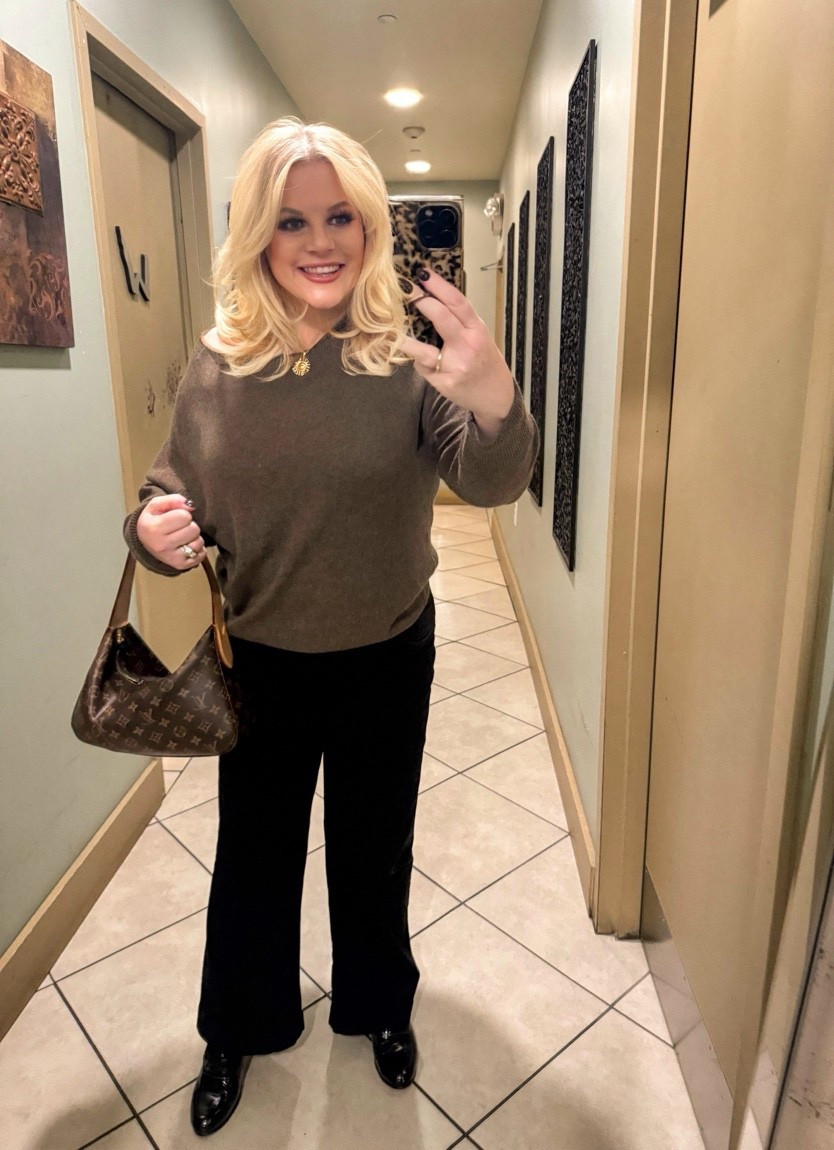 This cashmere sweater is as good, if not better than the ones I brought back from Italy.
I plan on buying a few more in other colors.
This chocolate brown though, it's so perfect for fall. This would be a perfect Thanksgiving outfit.

Date night, sweaters, cashmere, , jeans, black jeans, loaferss

#LTKHoliday #LTKFindsUnder100 #LTKSeasonal