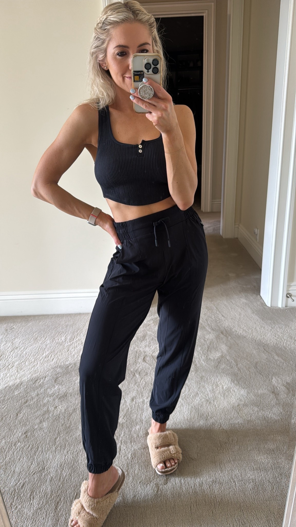 Love these joggers! 🖤

#LTKActive #LTKPetite #LTKmomlife