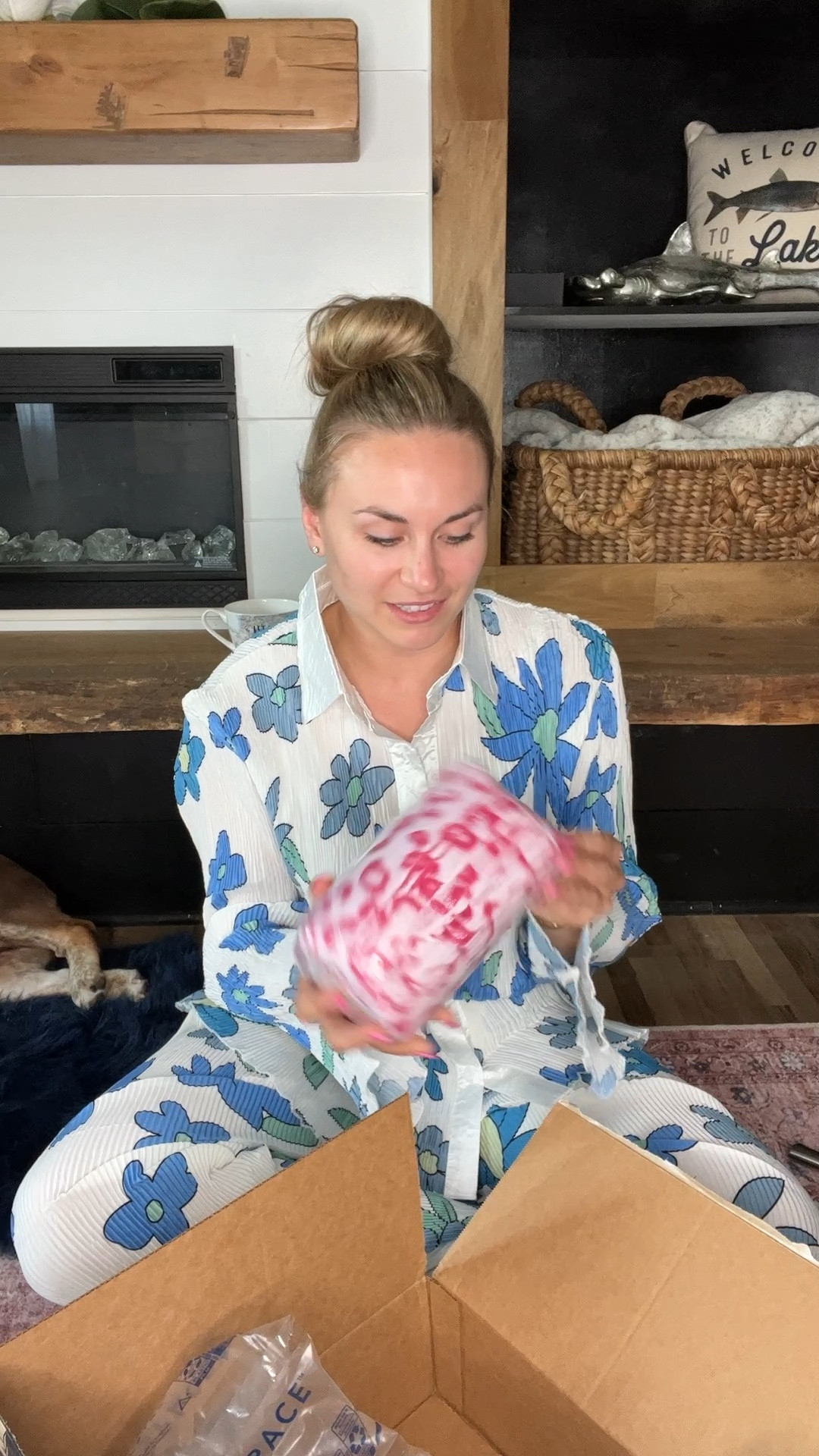 Amazon Unboxing: 

Products: 

M&M’S Pink Milk Chocolate Candy, 2lbs of M&M'S in Resealable Pack for Candy Bars, Birthdays, Baby Showers, Gender Reveals, It's A Girl, Dessert Tables & DIY Party Favors


ZHIKU Soft Fleece Blankets Throw Blanket Lightweight Blanket Pink Throw 40"x50" - Pink Leopard Print


Serwalin Pampas Grass Pink 17.7 Inch 6pcs, Artificial Pampas Grass Faux Pink Pompas Grass Decor, Short Pompous Grass Blush Room Decoration, Wedding Centerpieces Mothers Day Pink Home Decor


#LTKFind #LTKSeasonal #LTKhome