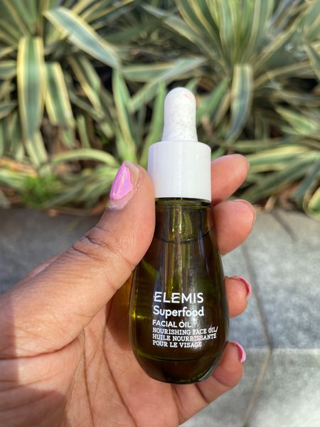 Love this oil! My skin always feels so nourished and soft with a beautiful glow. Highly recommend!

#LTKbeauty #LTKover40 #LTKfindsunder100