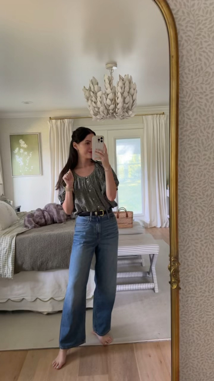 The perfect outfit that makes me feel put together, yet is so comfortable! I recommend sizing down in the Madewell denim! I’m 5’2 for reference 🤍

#LTKootd