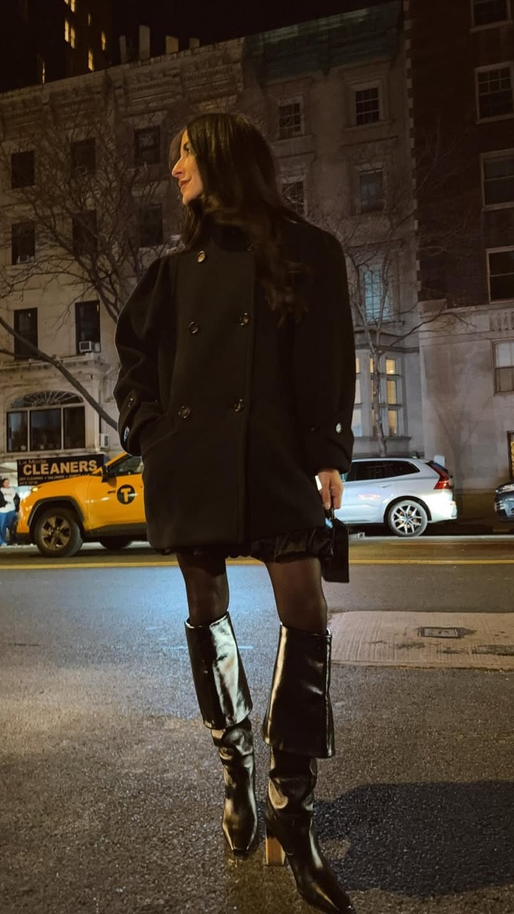 Thursday night outfit 🖤 

 