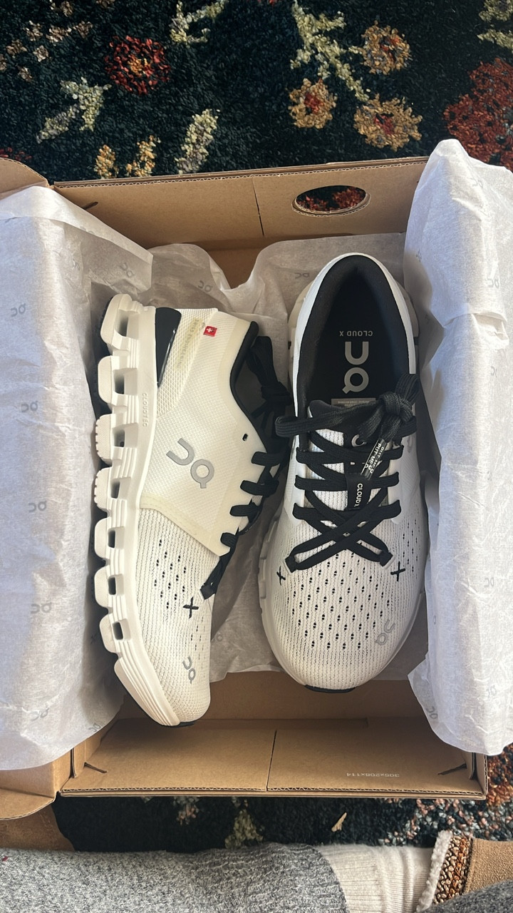 @on 

Casual workout shoes + athleisure sneakers in one. 🖤  I was looking for a neutral sneaker that was fit for chasing toddlers, everyday wear, & supportive enough for my workouts. These are it ✨ 

#ltkshoes #ltkworkouts #ltkactive #momsneakers #sneakerstyle 
#athleisurewear #neutralsneakers #trendingsneakers

#LTKmomlife #LTKfitnessgoals #LTKootd