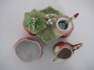 ROYAL BAYREUTH BAVARIA PORCELAIN STRAWBERRY HANDLED CRUET CONDIMENT HOLDER SET  | eBay | eBay US