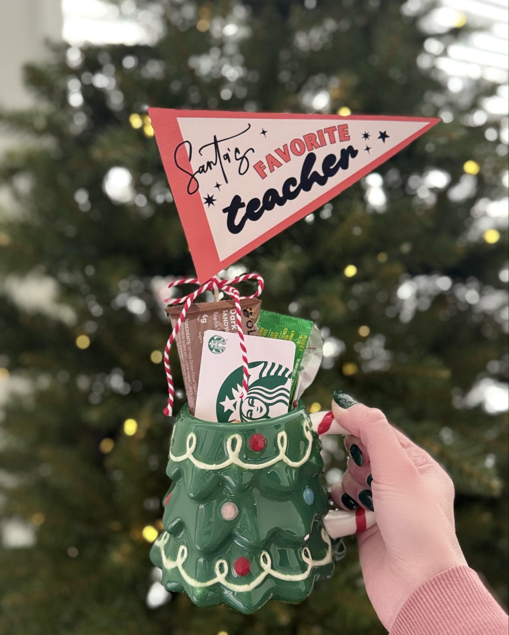 Shop the cutest holiday tags for your Christmas gifts. #thelettervee 

#LTKHoliday #LTKKids #LTKGiftGuide