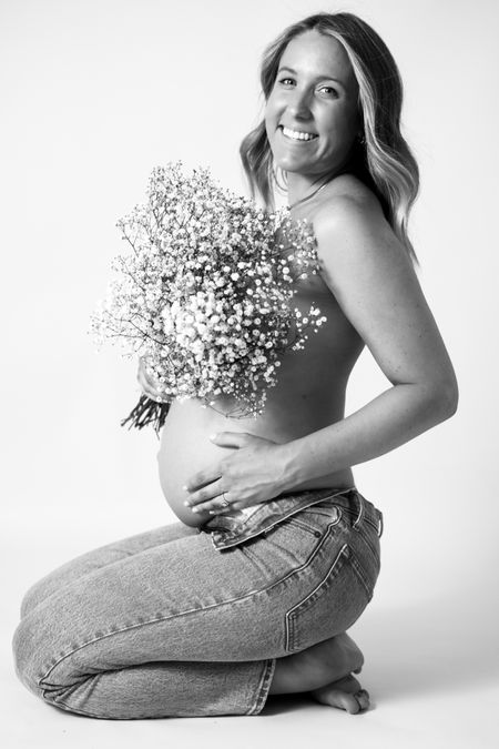 The most perfect, timeless baby bump photos that made me feel so so good 🌟

#LTKbump #LTKfamily #LTKstyletip