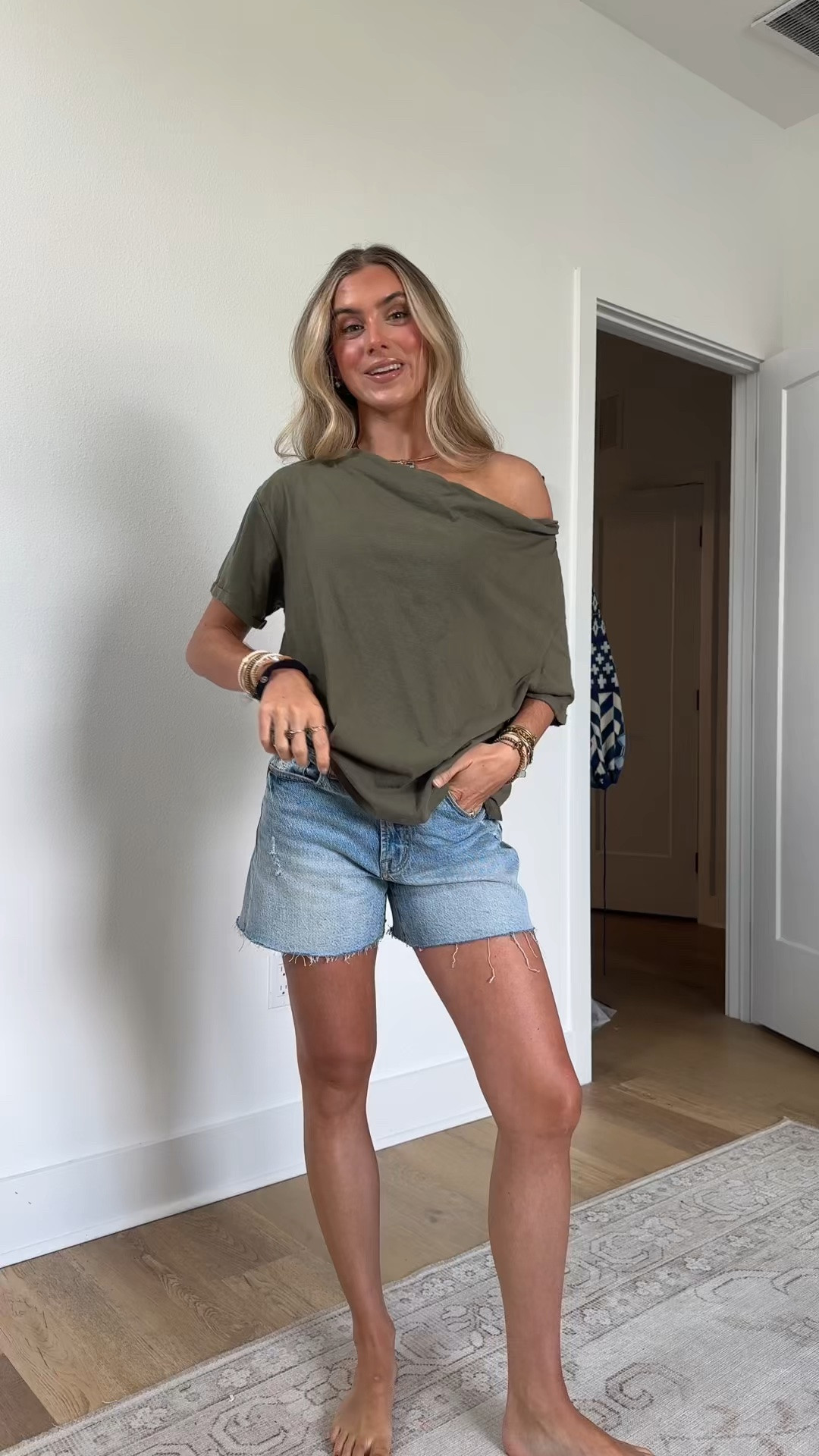 it pays to invest in your closet staples that you’re styling daily 🤭 nothing beats the perfect fit and good quality. this is my go to don’t know what to wear outfit, white tee and denim shorts. 5’4/24/xs. 

#nuuds #nuudstryon #nuudshaul #closetstaples @nuuds

#LTKootd #LTKSeasonal #LTKdayinmylife
