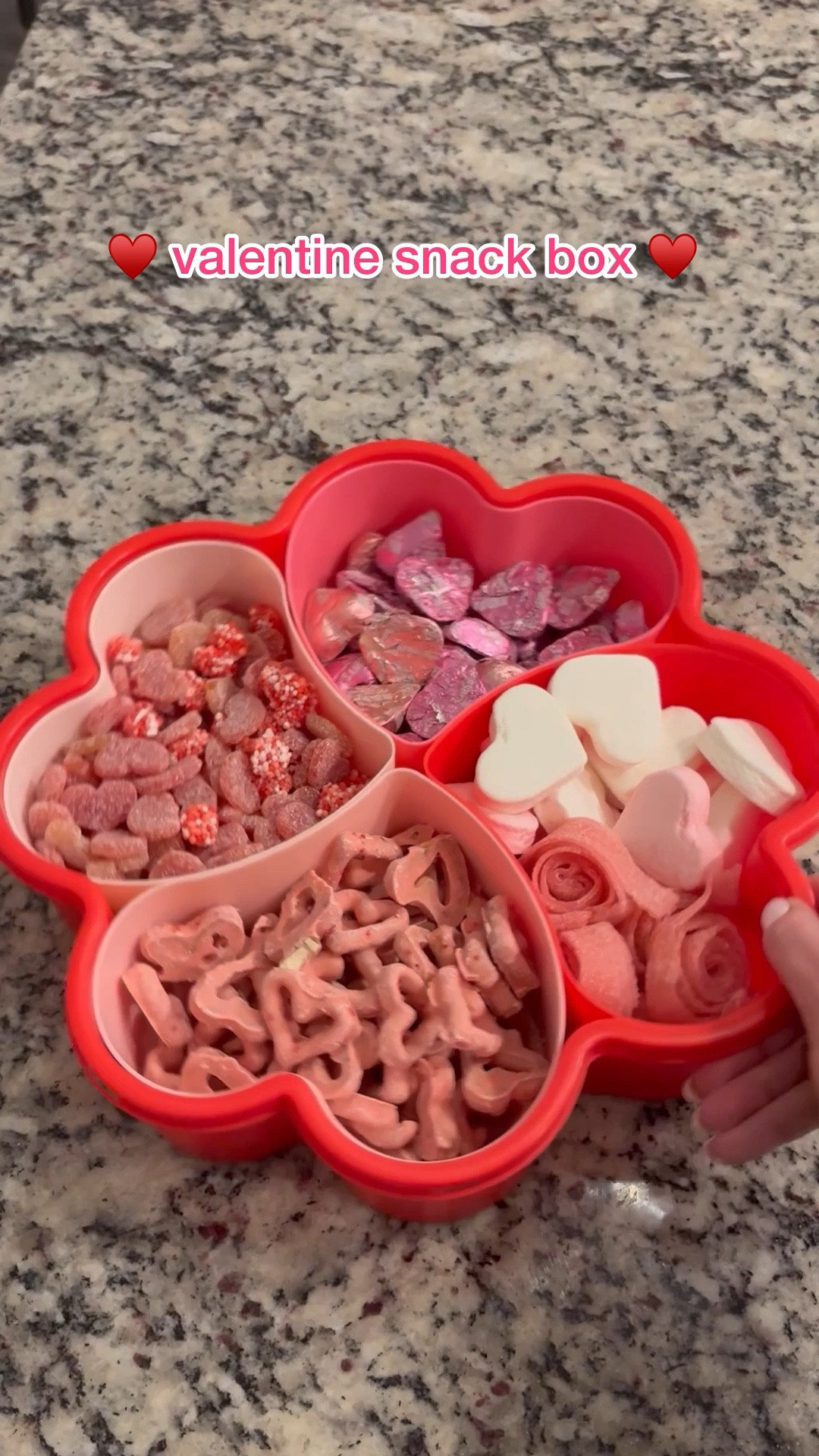 the cutest valentine snack box 🩷 #valentines #snackbox #love #heart #candy #valentinesday 

#LTKGiftGuide #LTKSeasonal #LTKWatchNow