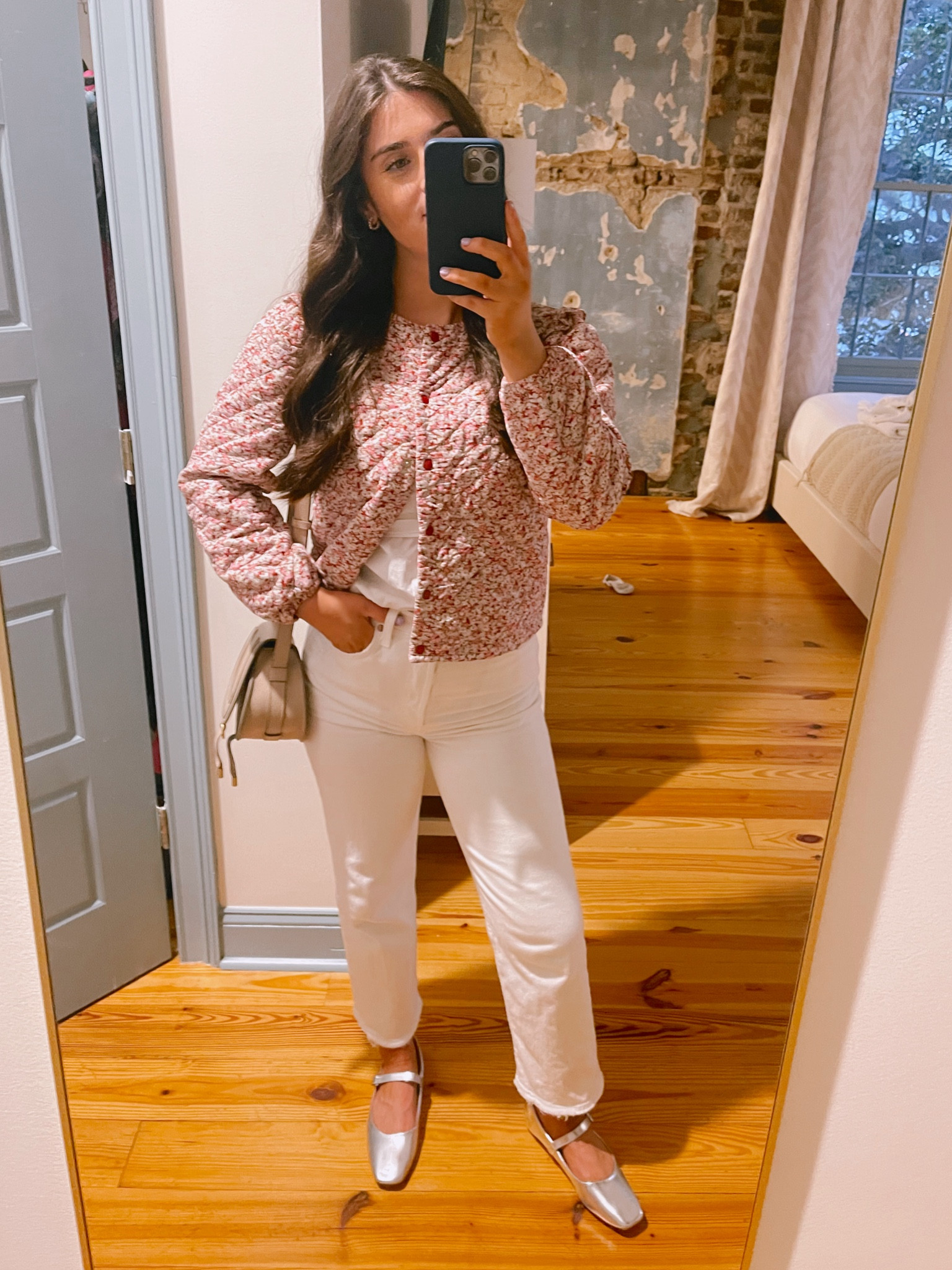 CHARLESTON, SC 💖 

#ootd #travel #travelfit #charleston #fitcheck #sale#nuuly #pink 

#LTKshoecrush #LTKworkwear #LTKstyletip