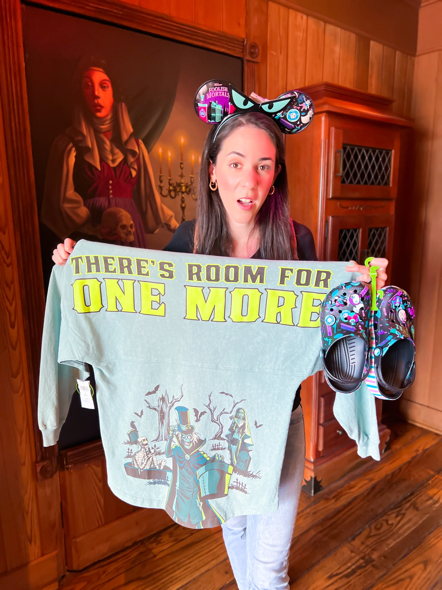 NEW Disney’s The Haunted Mansion Merch! ✨ #disneyworld #disneyland #disneyparks

#LTKunder100 #LTKfamily #LTKSeasonal