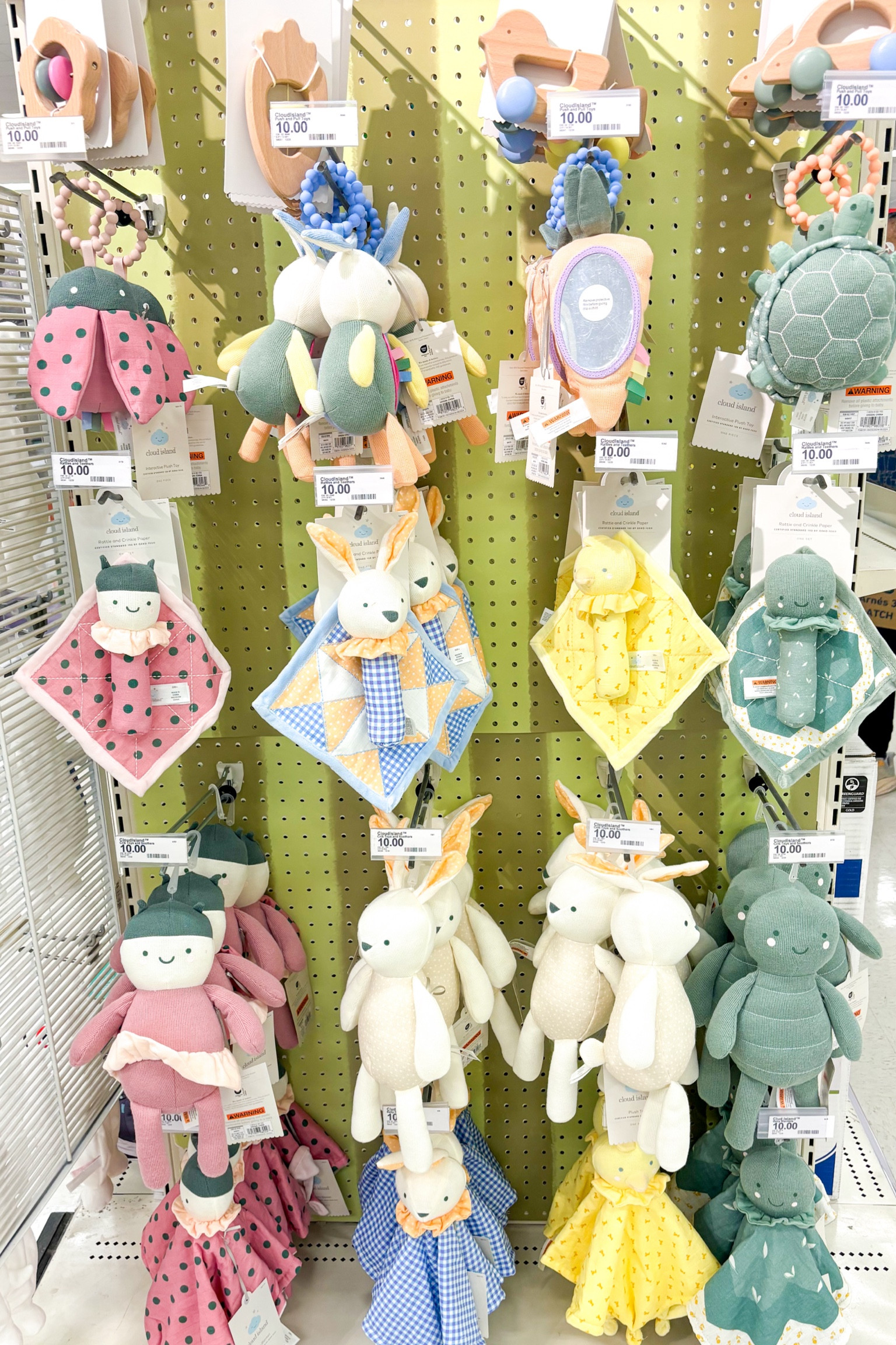 The cutest and newest Cloud Island toys for babies at Target! 👶🏻

#LTKFindsUnder100 #LTKBaby #LTKGiftGuide