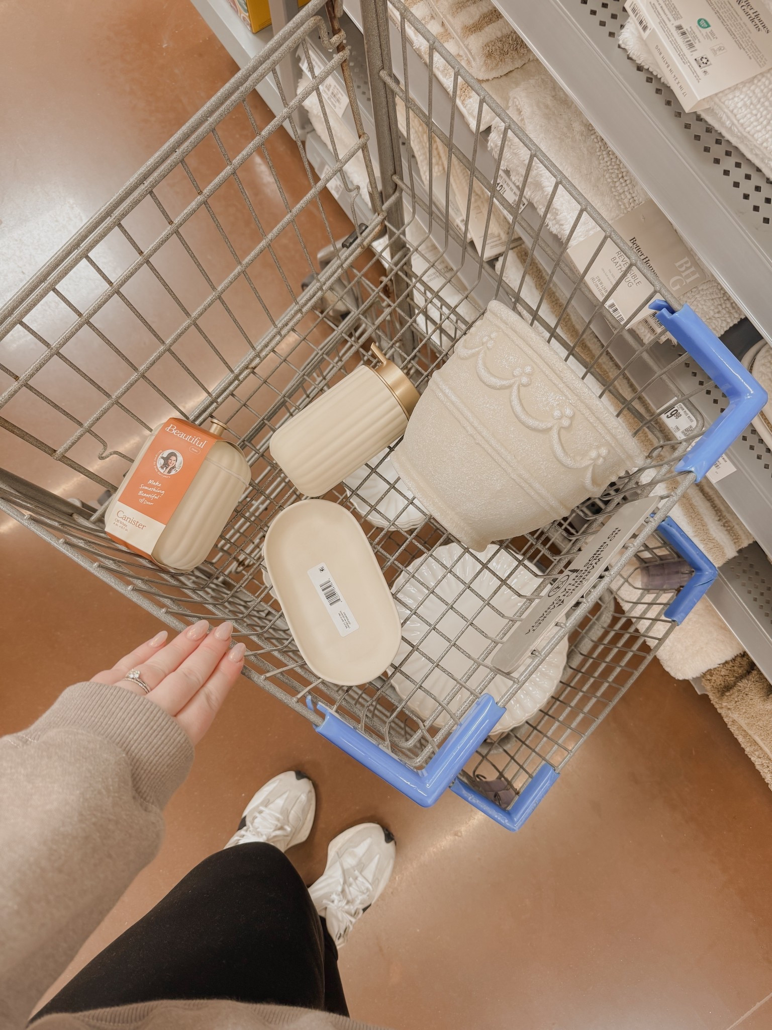 Walmart cart views 🛒

#LTKHome #LTKSeasonal