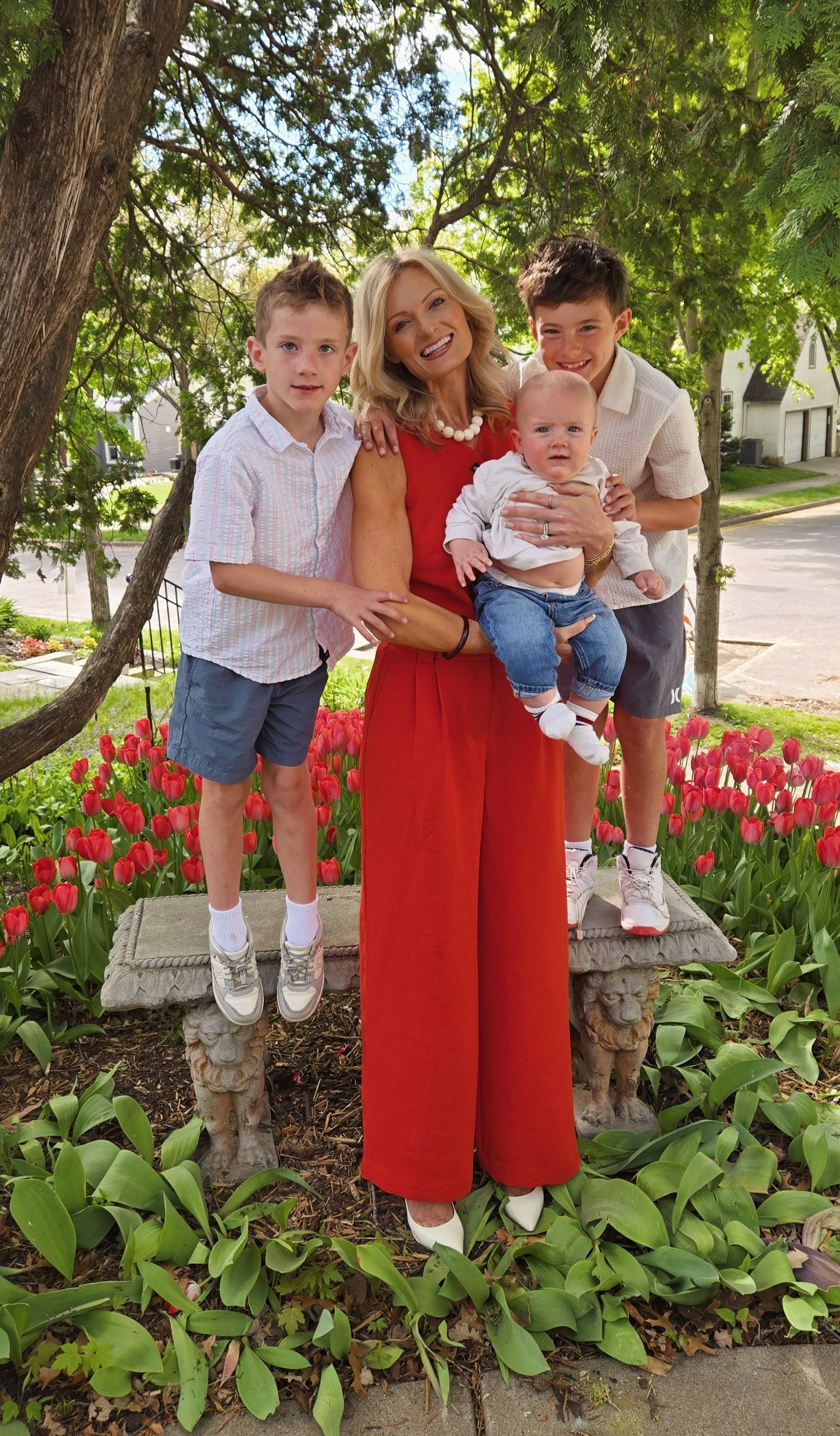 The sweetest day in a comfortable but stylish mom approved outfit. My accessories are on sale too! 

#LTKdayinmylife #LTKmomlife #LTKSaleAlert