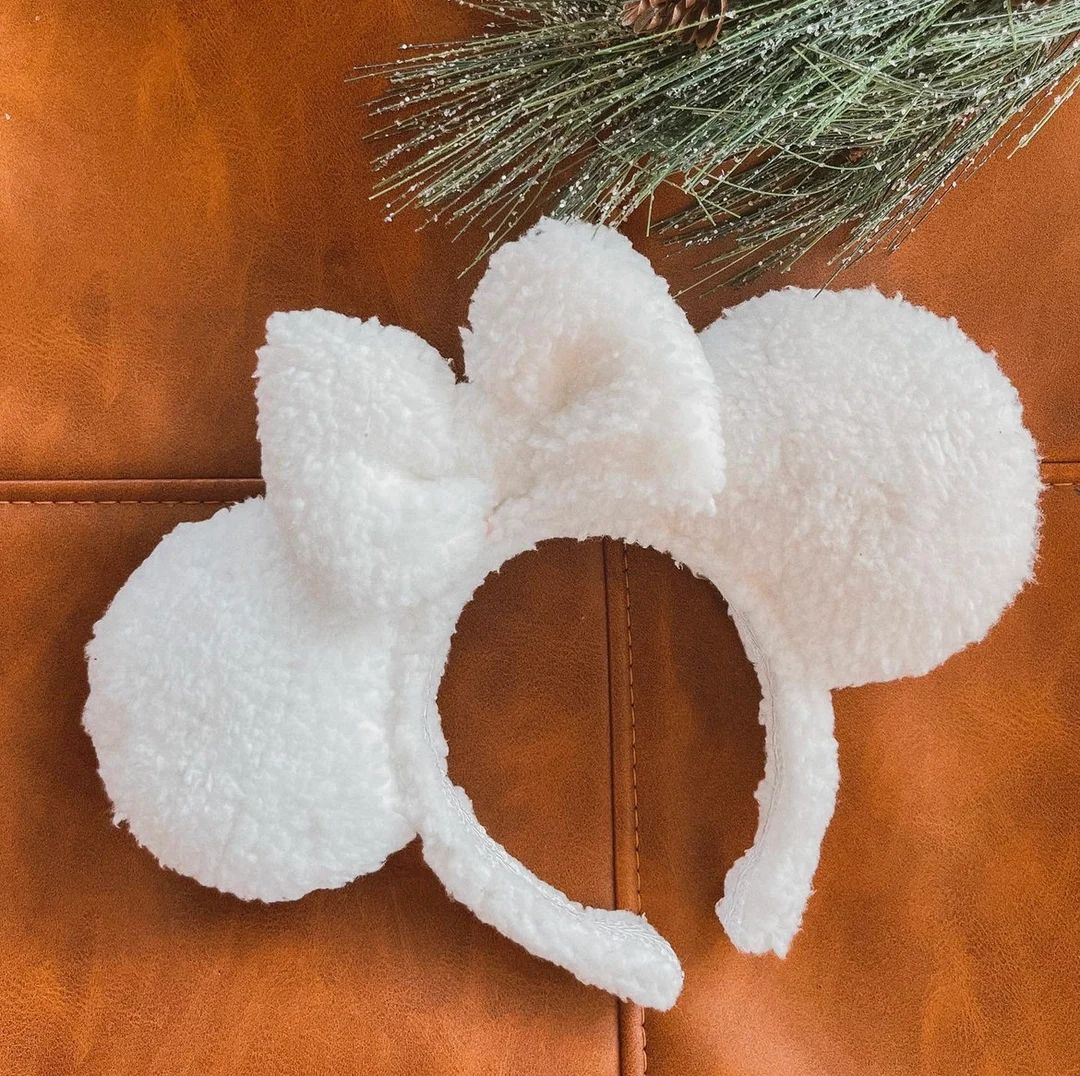 White Sherpa Minnie Ears, White Teddy Minnie Ears, Sherpa Minnie Ears, Teddy Minnie Ears, Disney ... | Etsy (US)