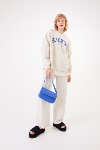 Sweatshirt mit Print | H&M (DE, AT, CH, NL, FI)