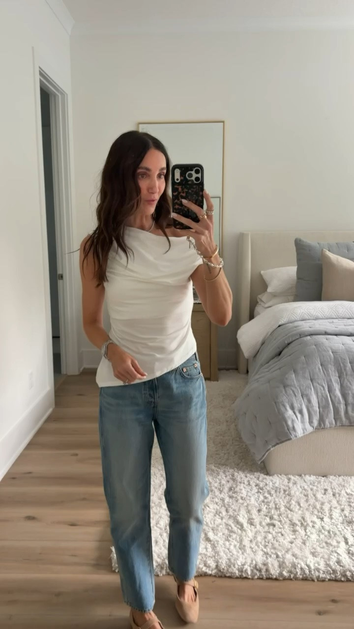 Top size XS, jeans size down.

#LTKootd #LTKOver40