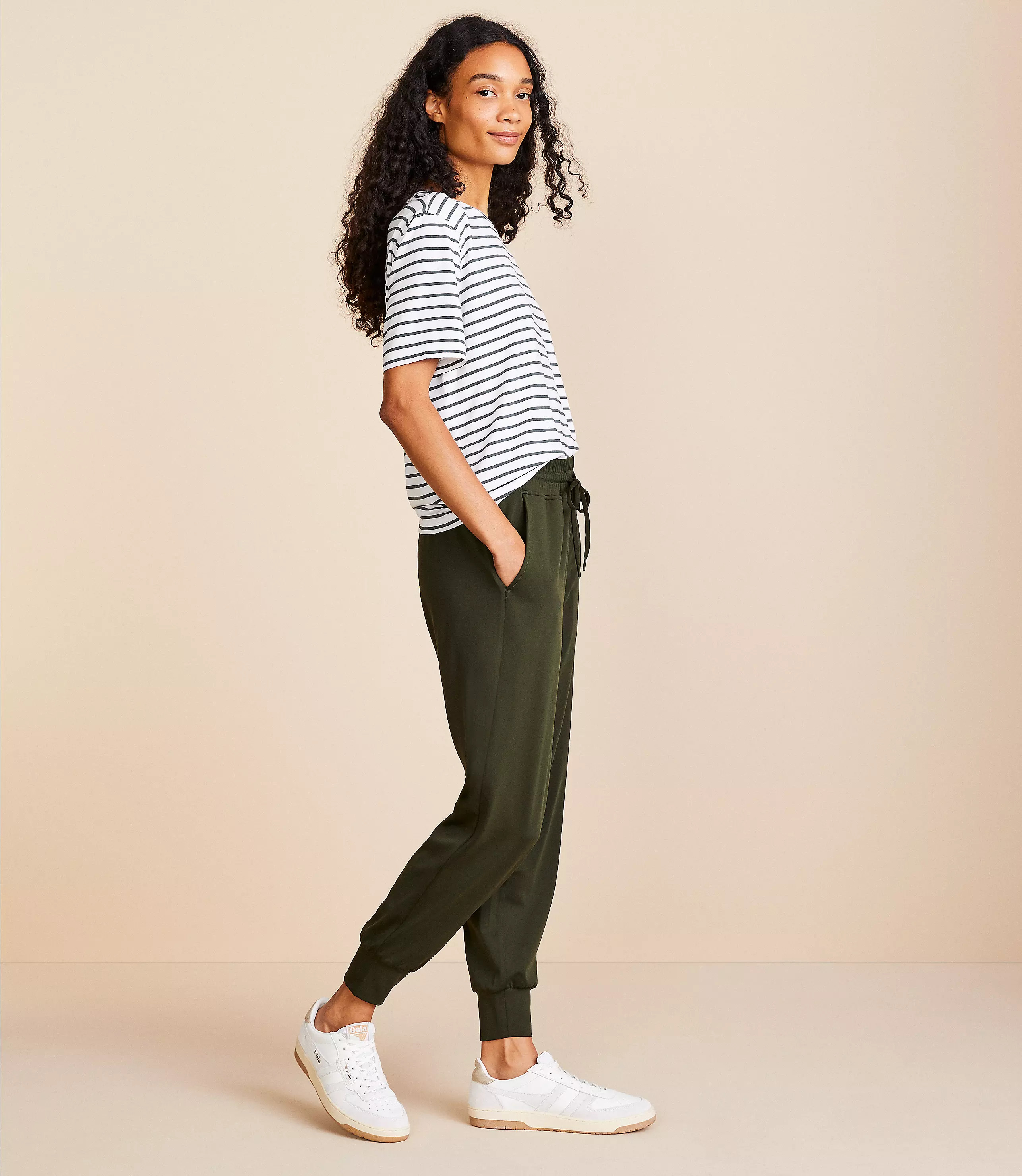 Lou & Grey Luvstretch Joggers | LOFT