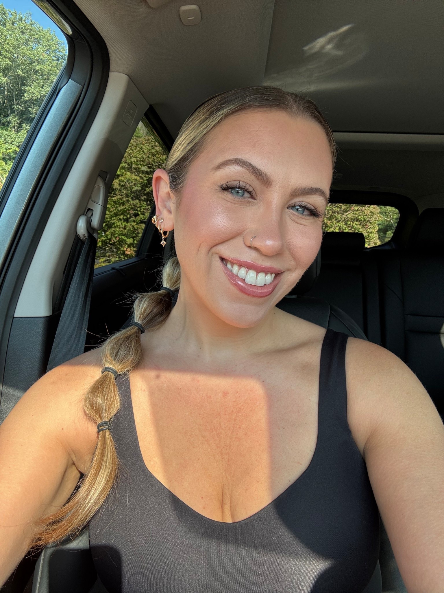 My skin is thriving right now & I can only guess it’s from tons of sunscreen & using the current body red light mask daily! I need to start putting it on my chest everyday too! Also wearing my ride or die foundation! It’s light but has just the right amount of coverage! Use code: JACKIELED for 10% off red light mask

#LTKFindsUnder50 #LTKBeauty