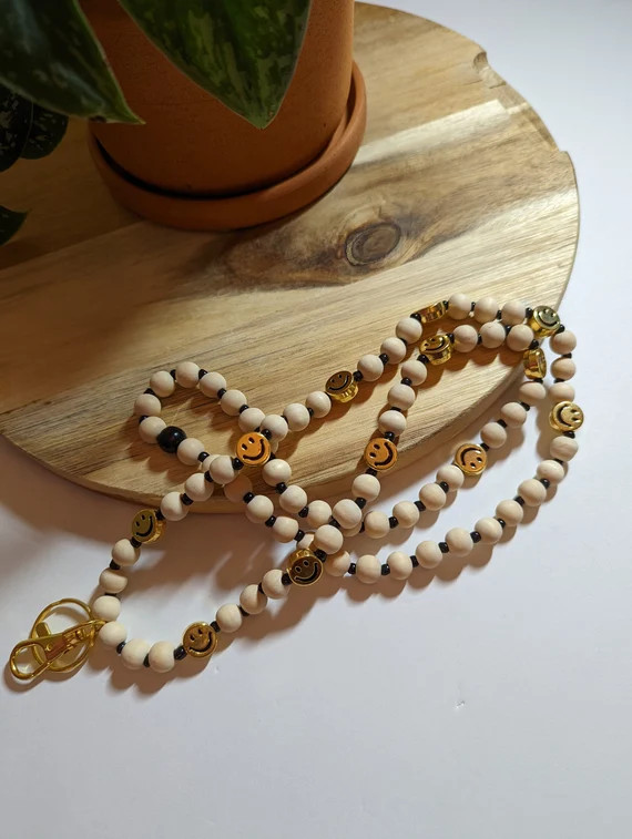 Gold Smiley Face Beaded Teacher Lanyard Smiley Necklace Gold - Etsy | Etsy (US)