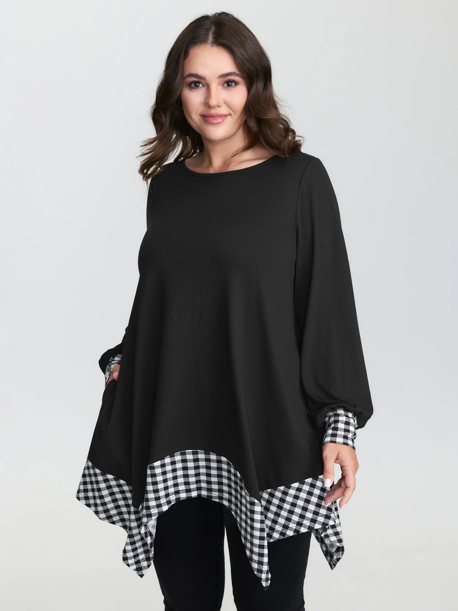 Supersoft Stretchy Checkered Asymmetrical Hem T-Shirt | Bloomchic
