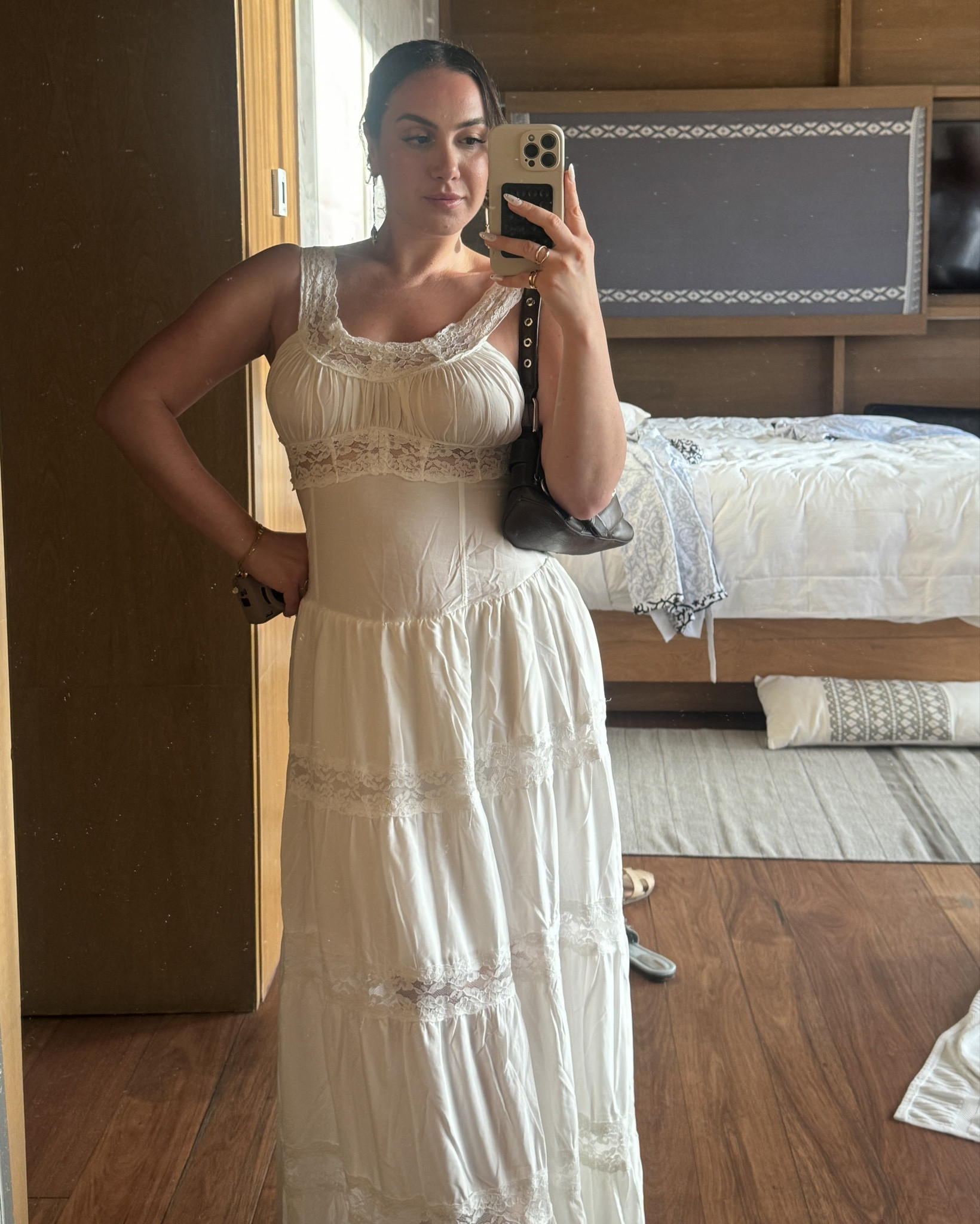 Perfect white dress 🫶🏻