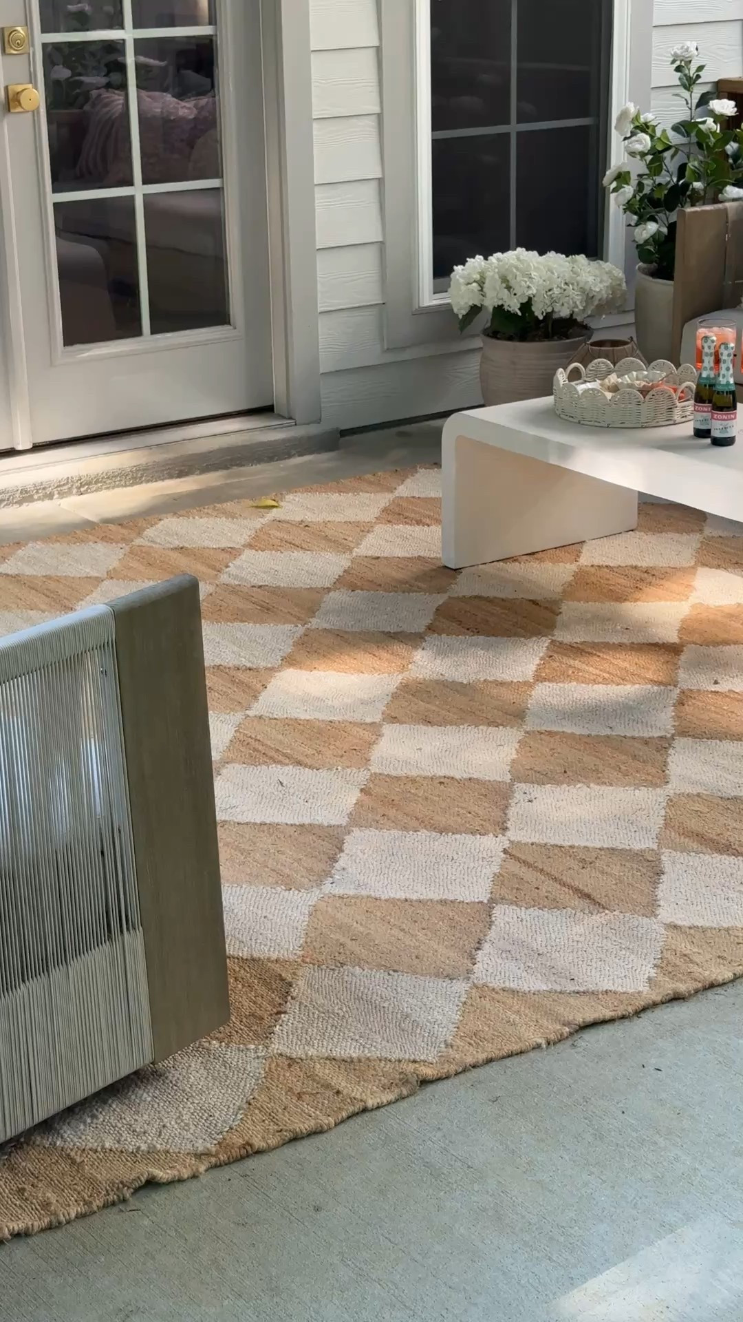 Amazon checkered rug 🤍

#LTKHome #LTKStyleTip